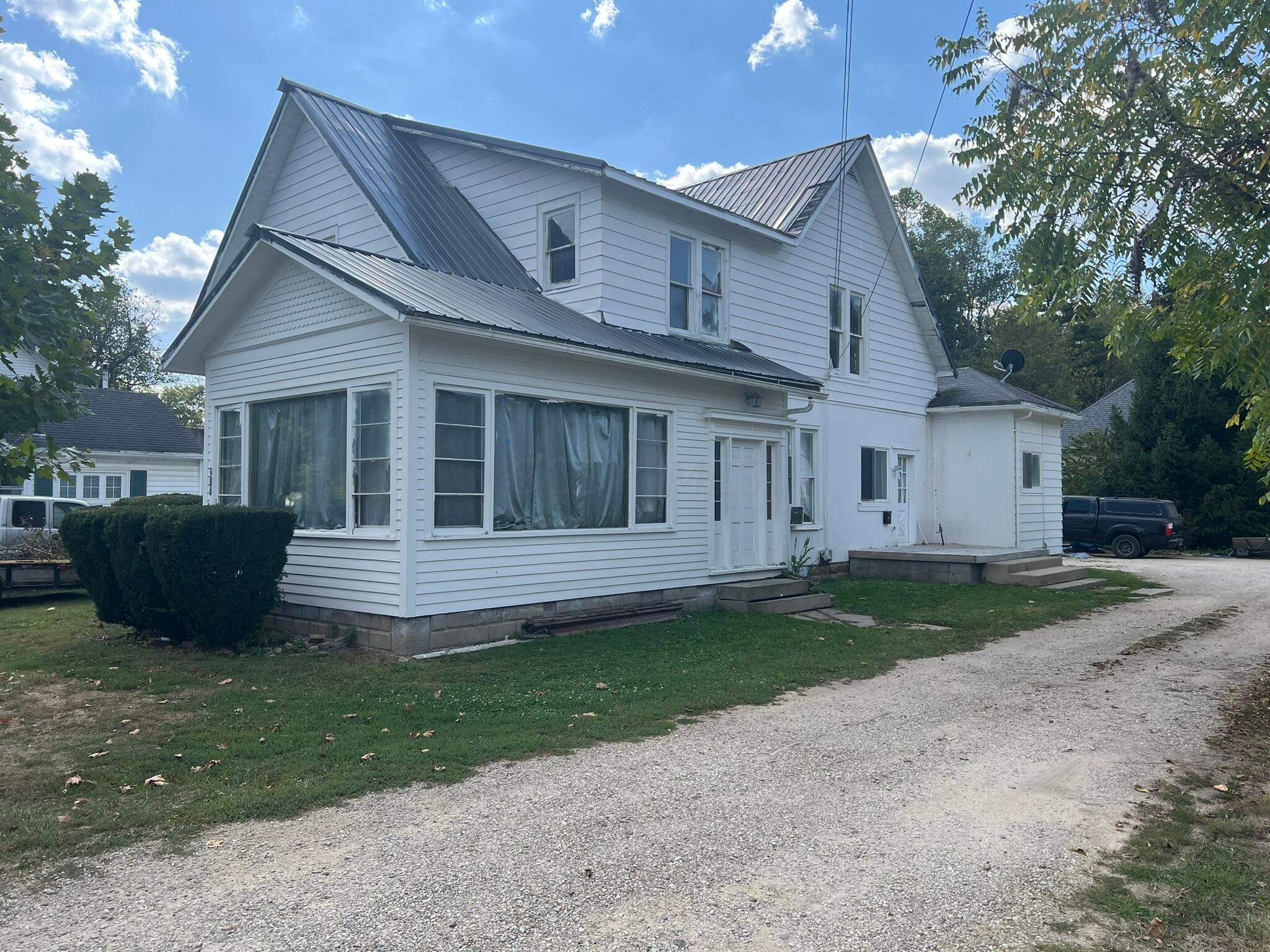 247 & 249 Newark Road Property Photo 1