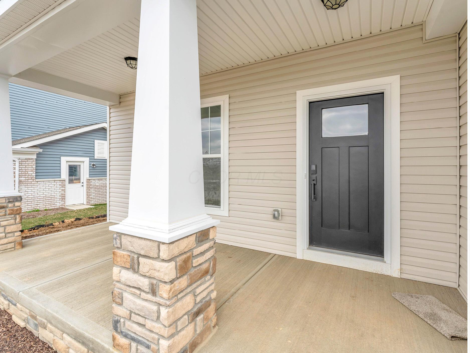 8984 Meadowlark Drive Property Photo 2