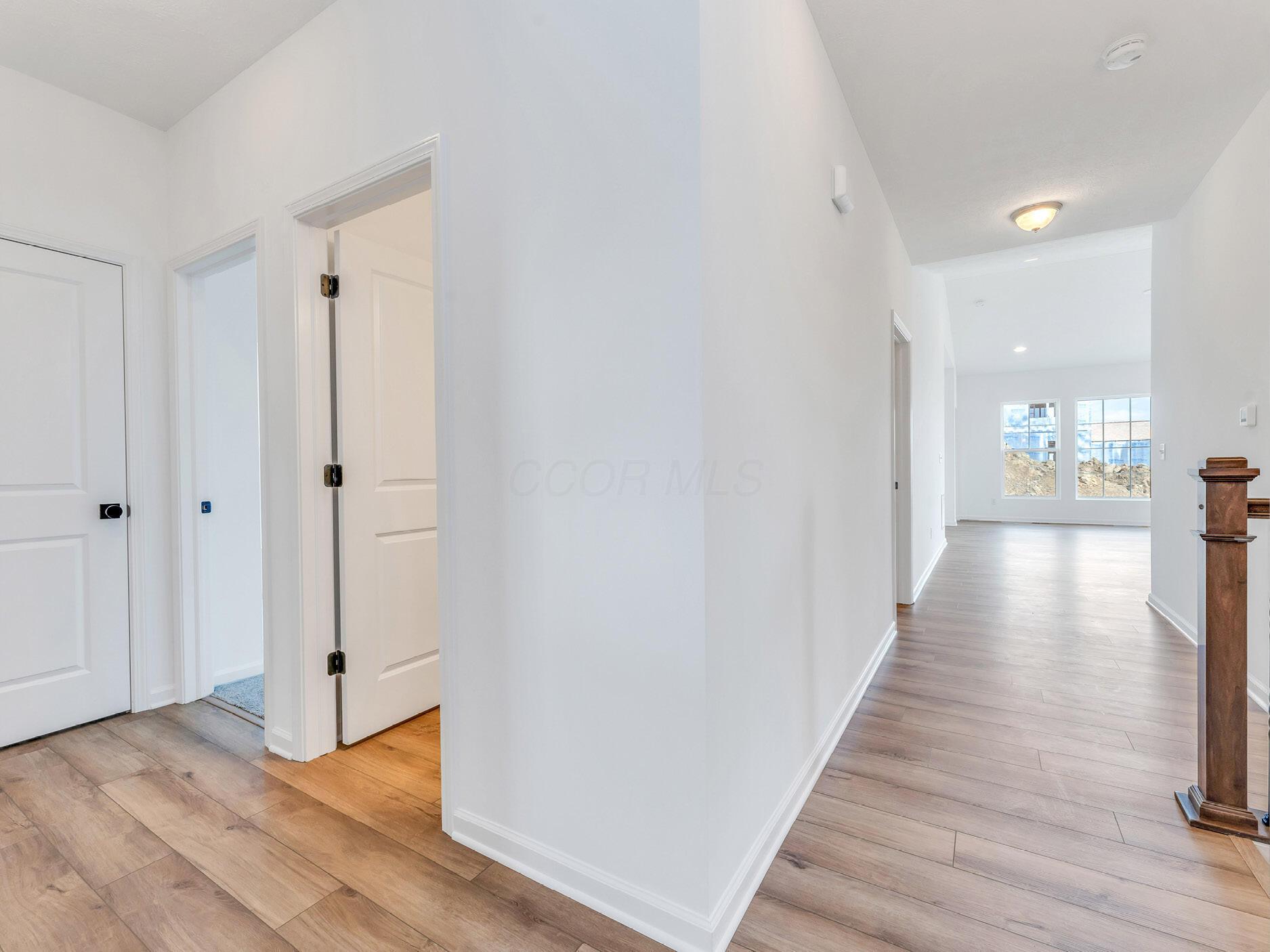 8984 Meadowlark Drive Property Photo 8