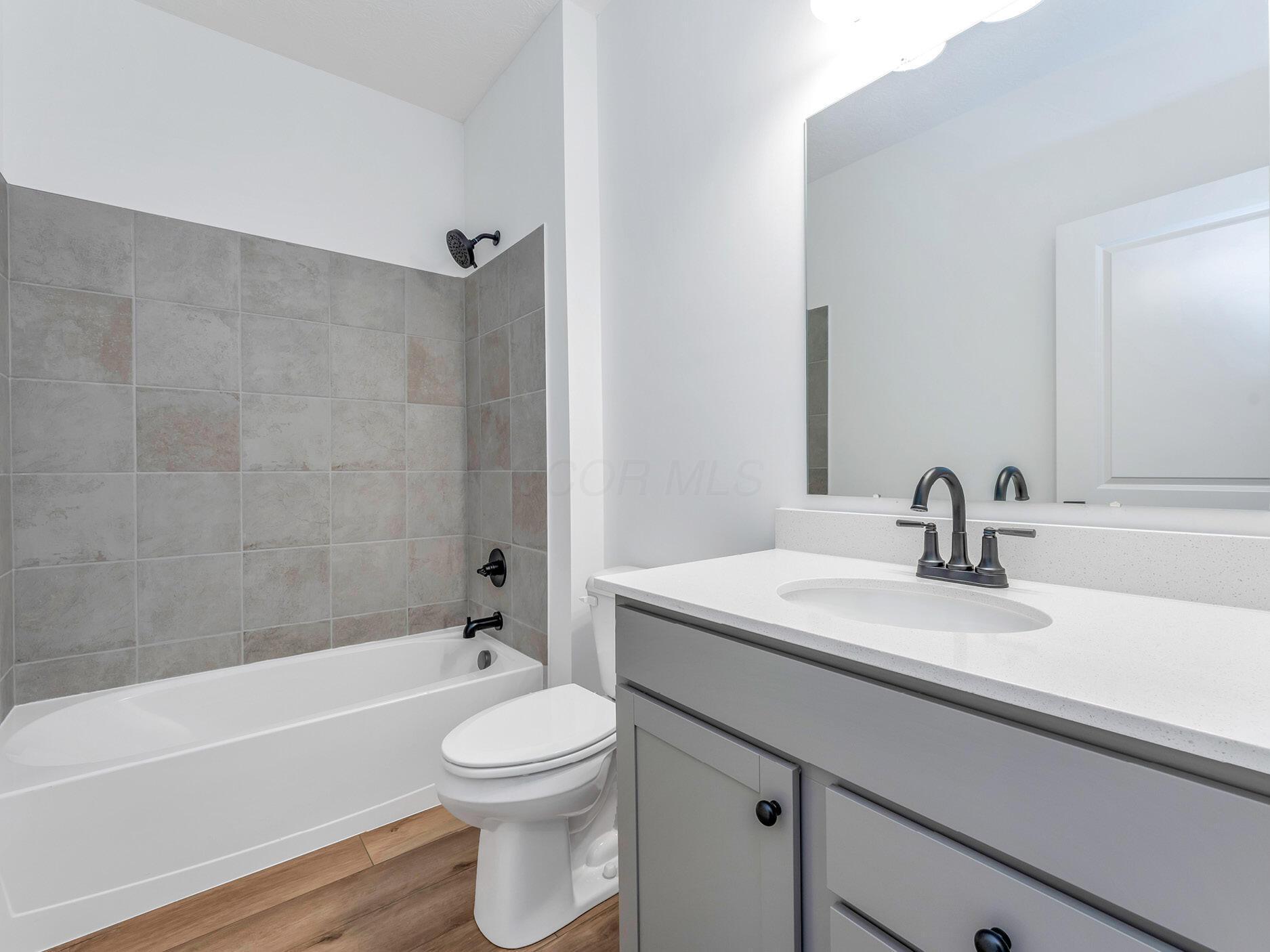 8984 Meadowlark Drive Property Photo 11
