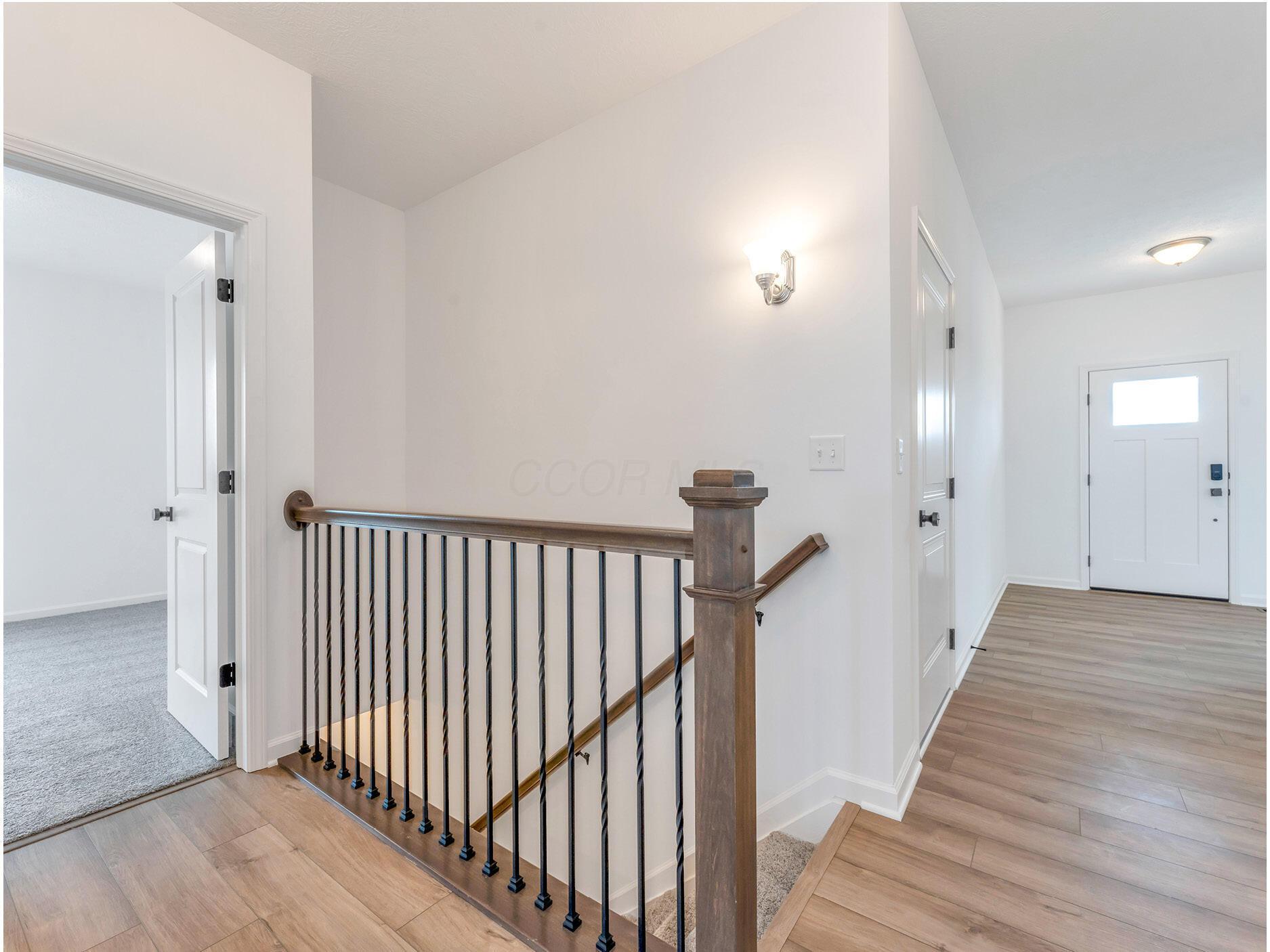 8984 Meadowlark Drive Property Photo 12