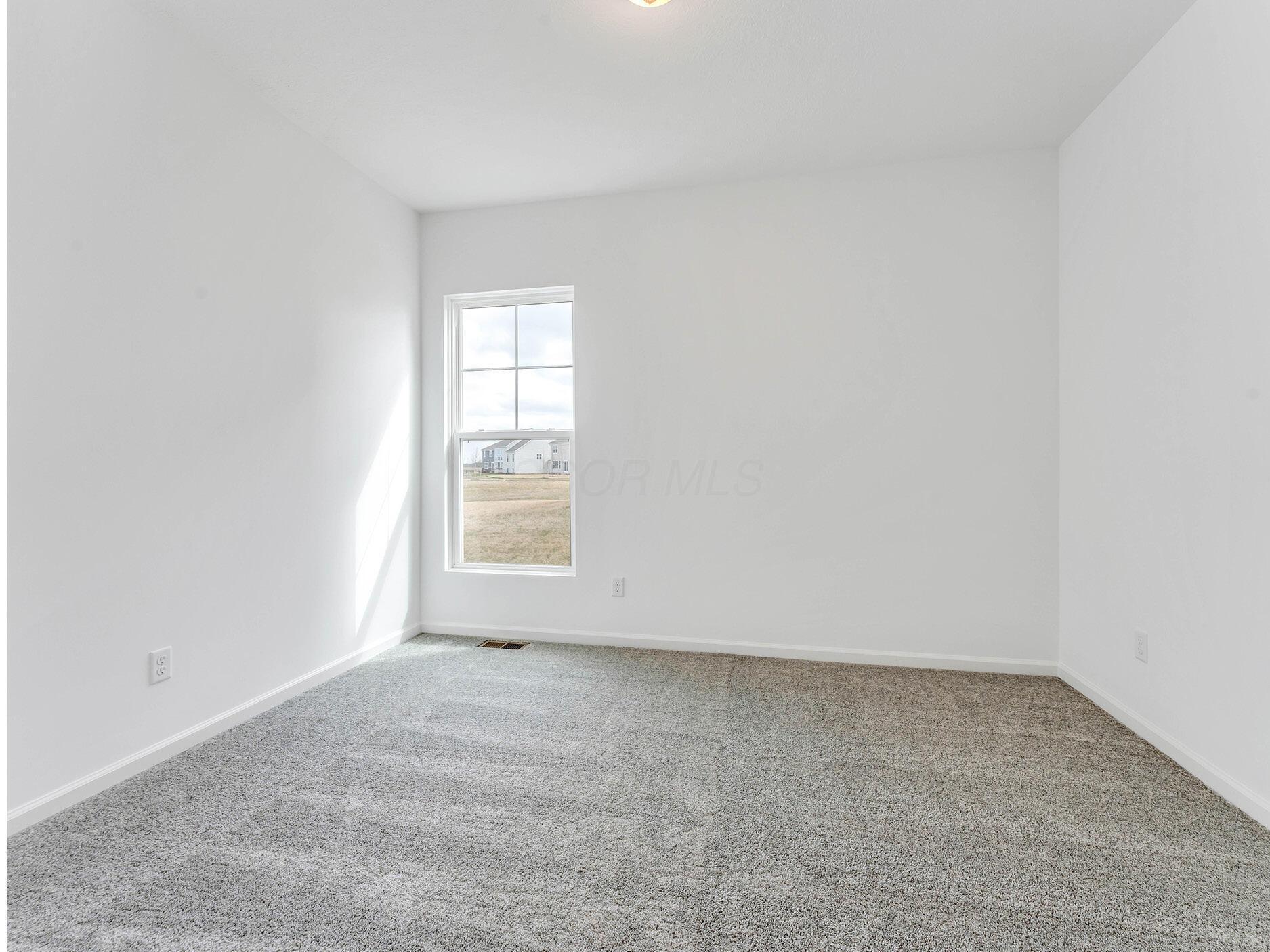 8984 Meadowlark Drive Property Photo 13