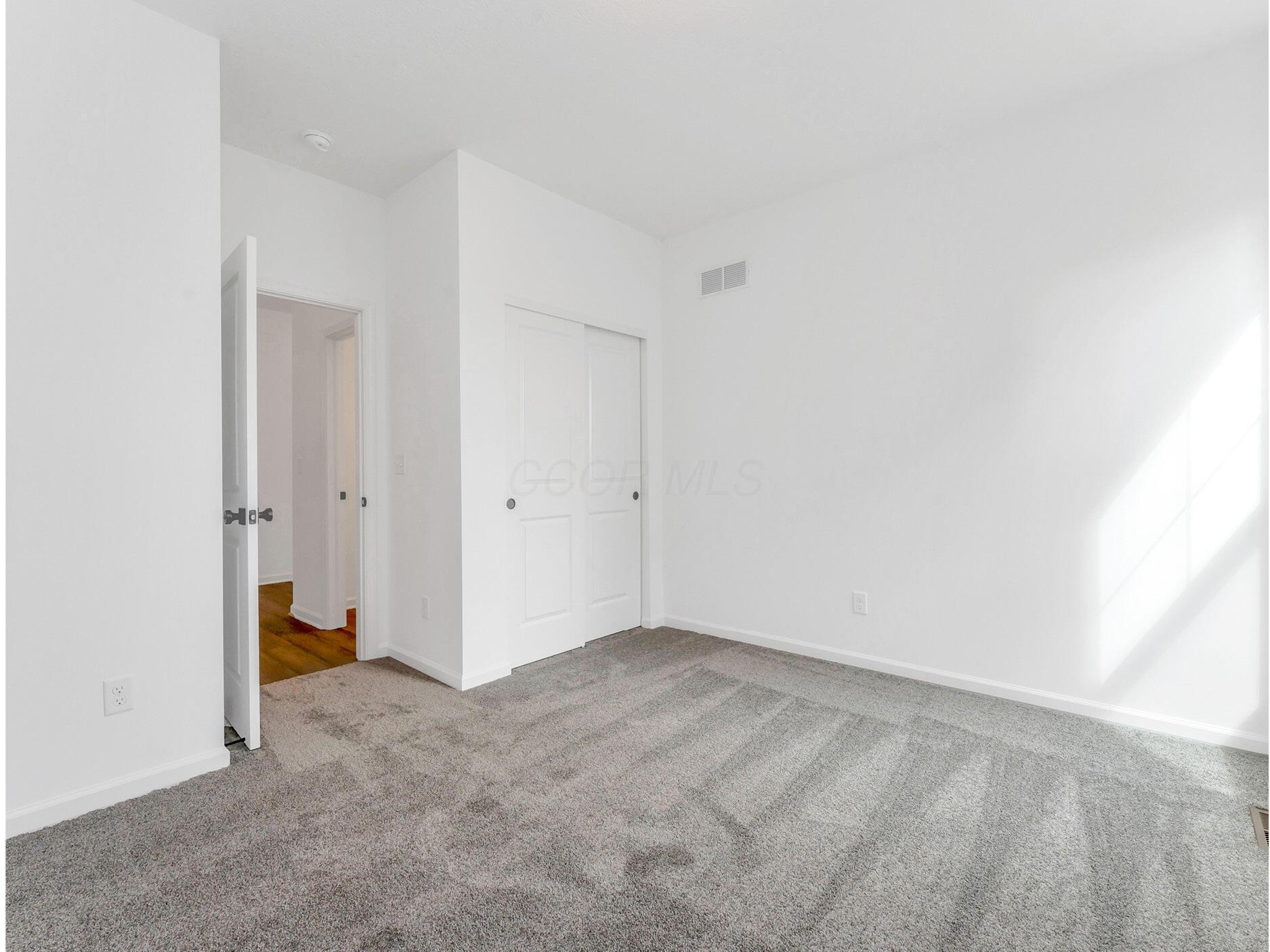 8984 Meadowlark Drive Property Photo 15