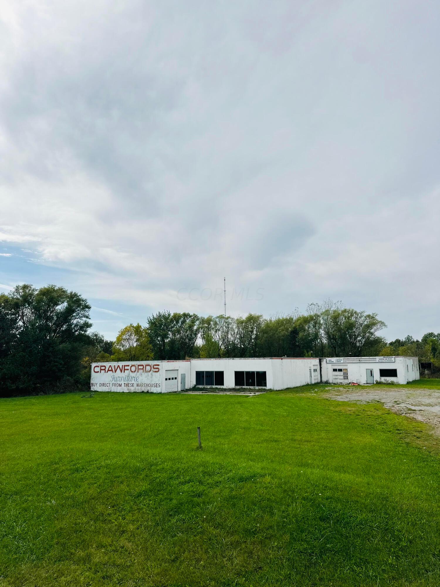 2293 N Cable Road Property Photo 2