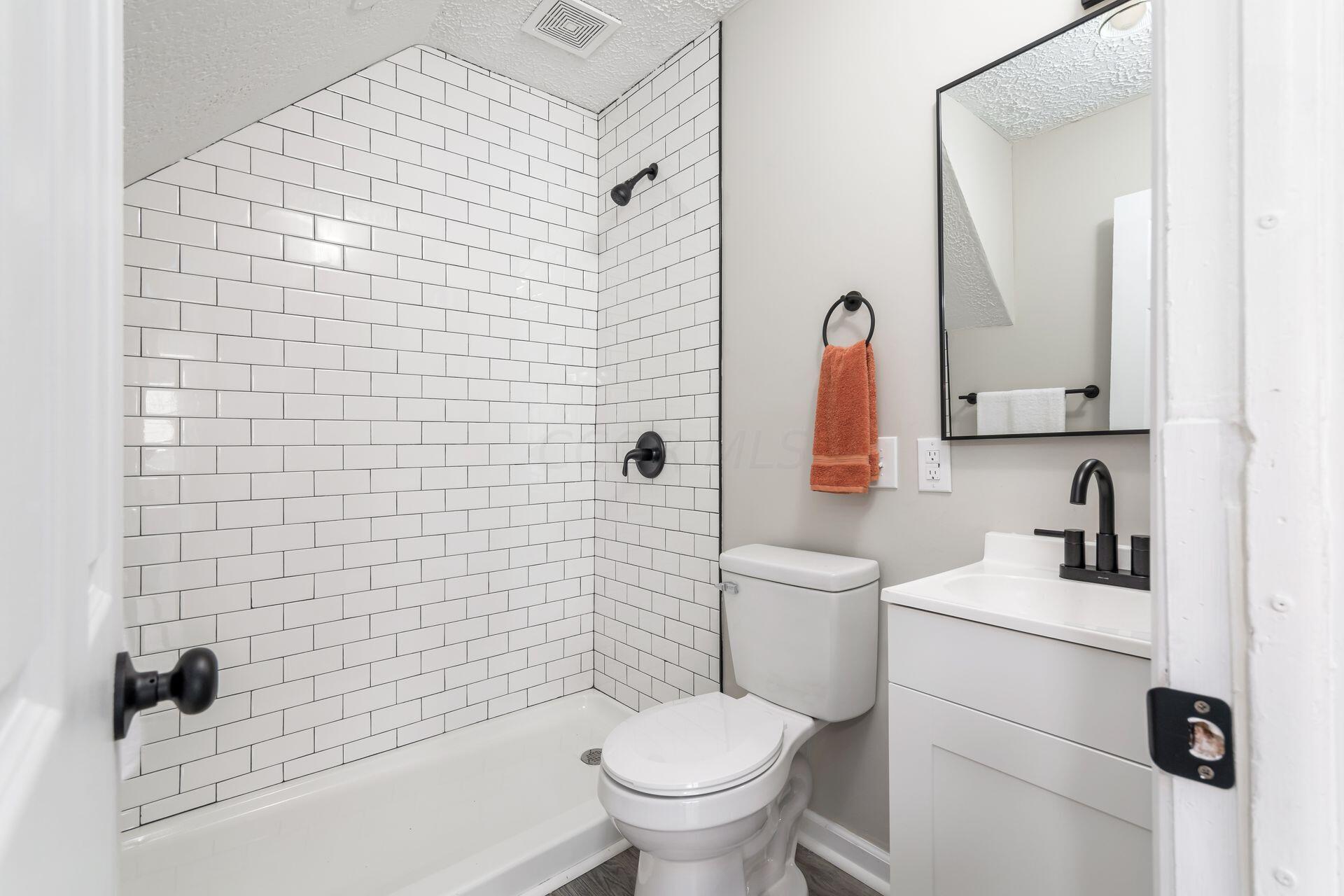2789 Berrell Avenue Property Photo 10