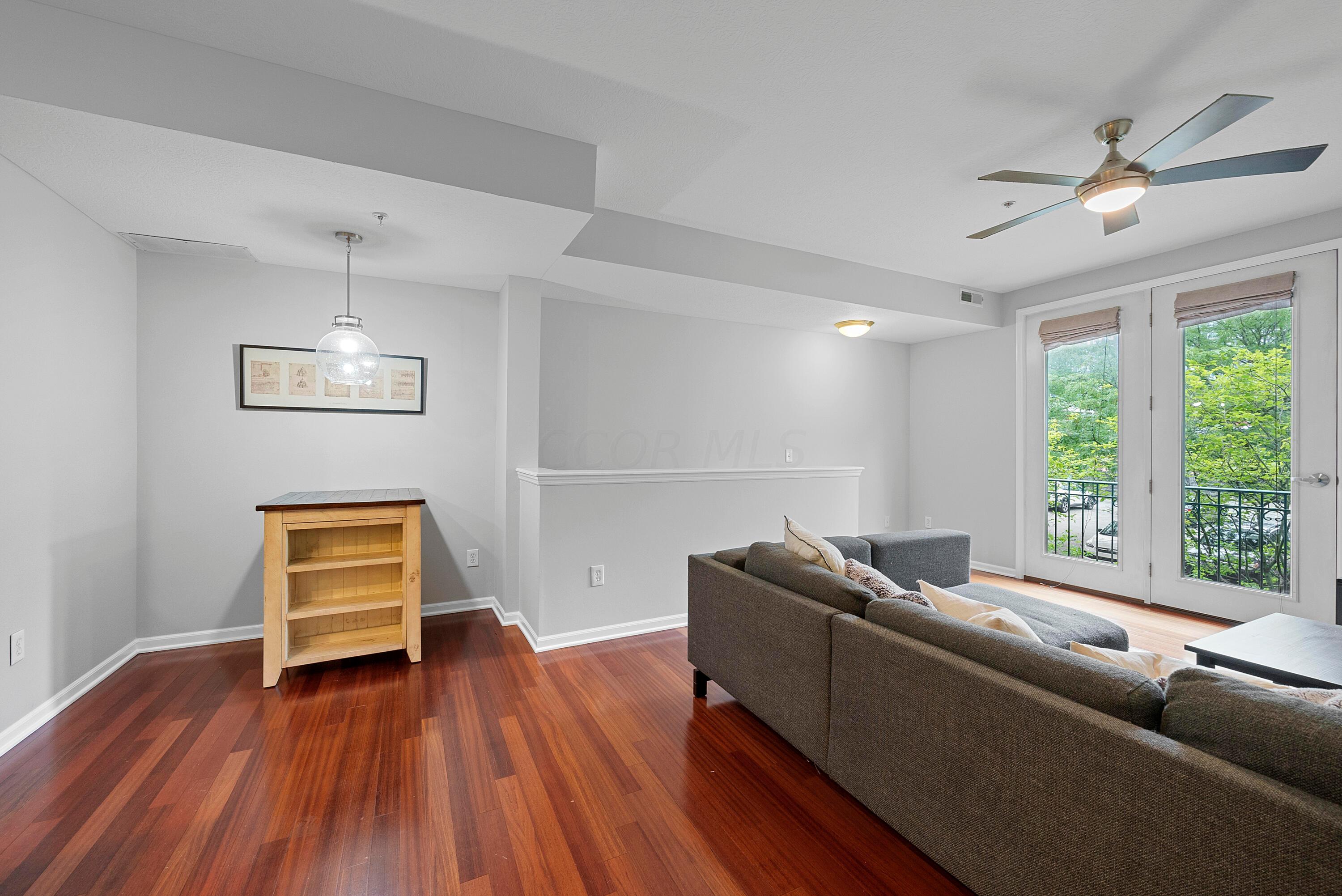 123 E Noble Street, 1 Property Photo 5