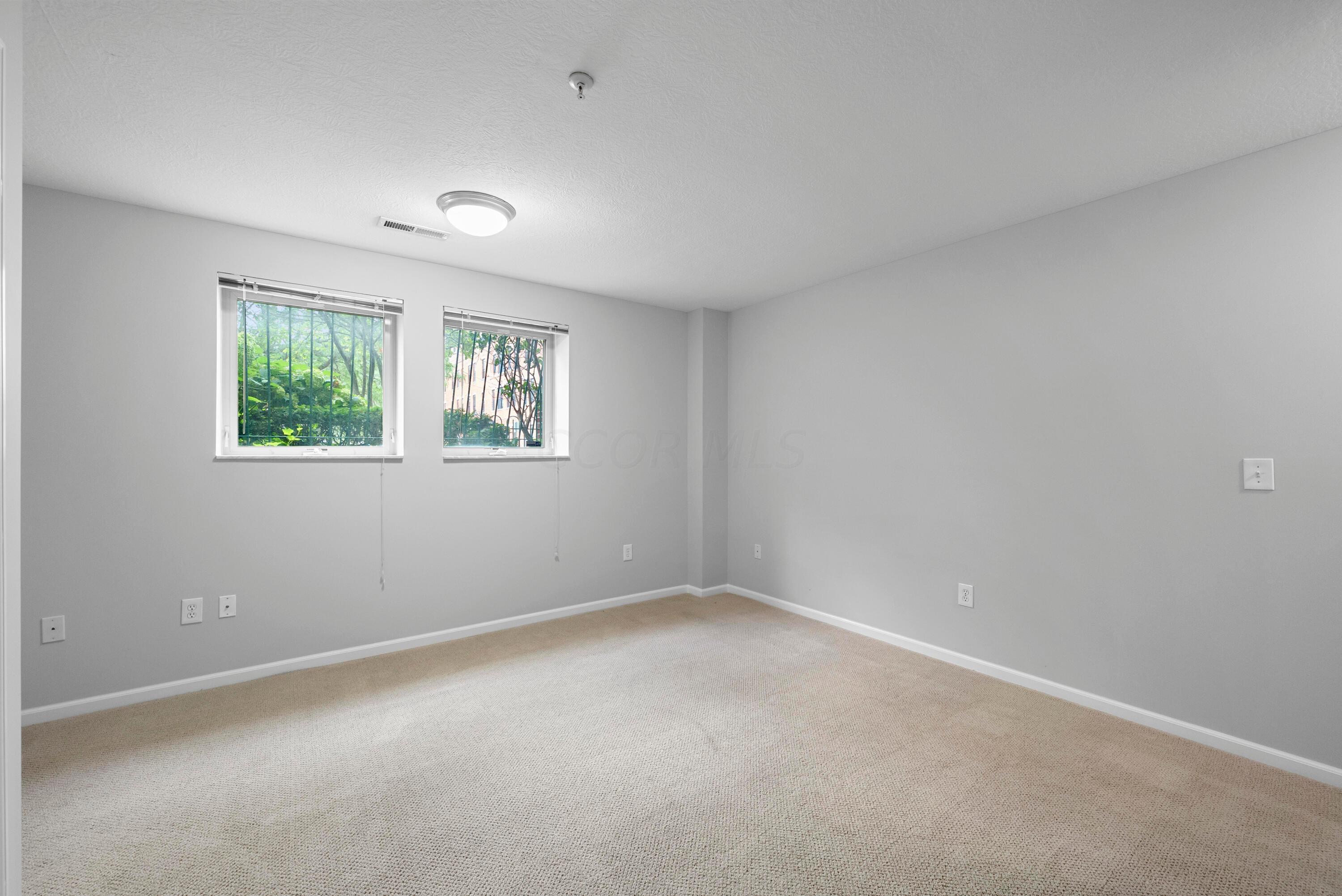 123 E Noble Street, 1 Property Photo 29