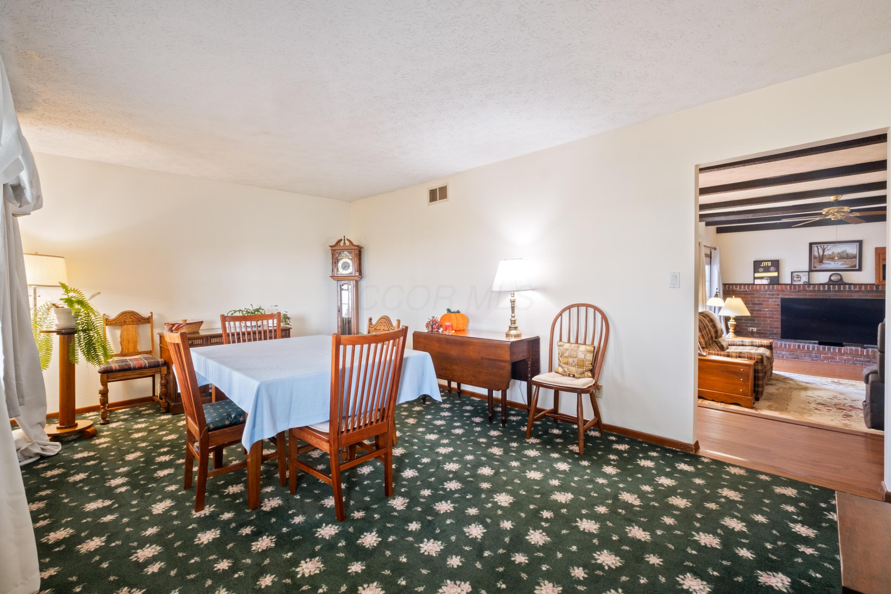 9148 Crottinger Road Property Photo 4
