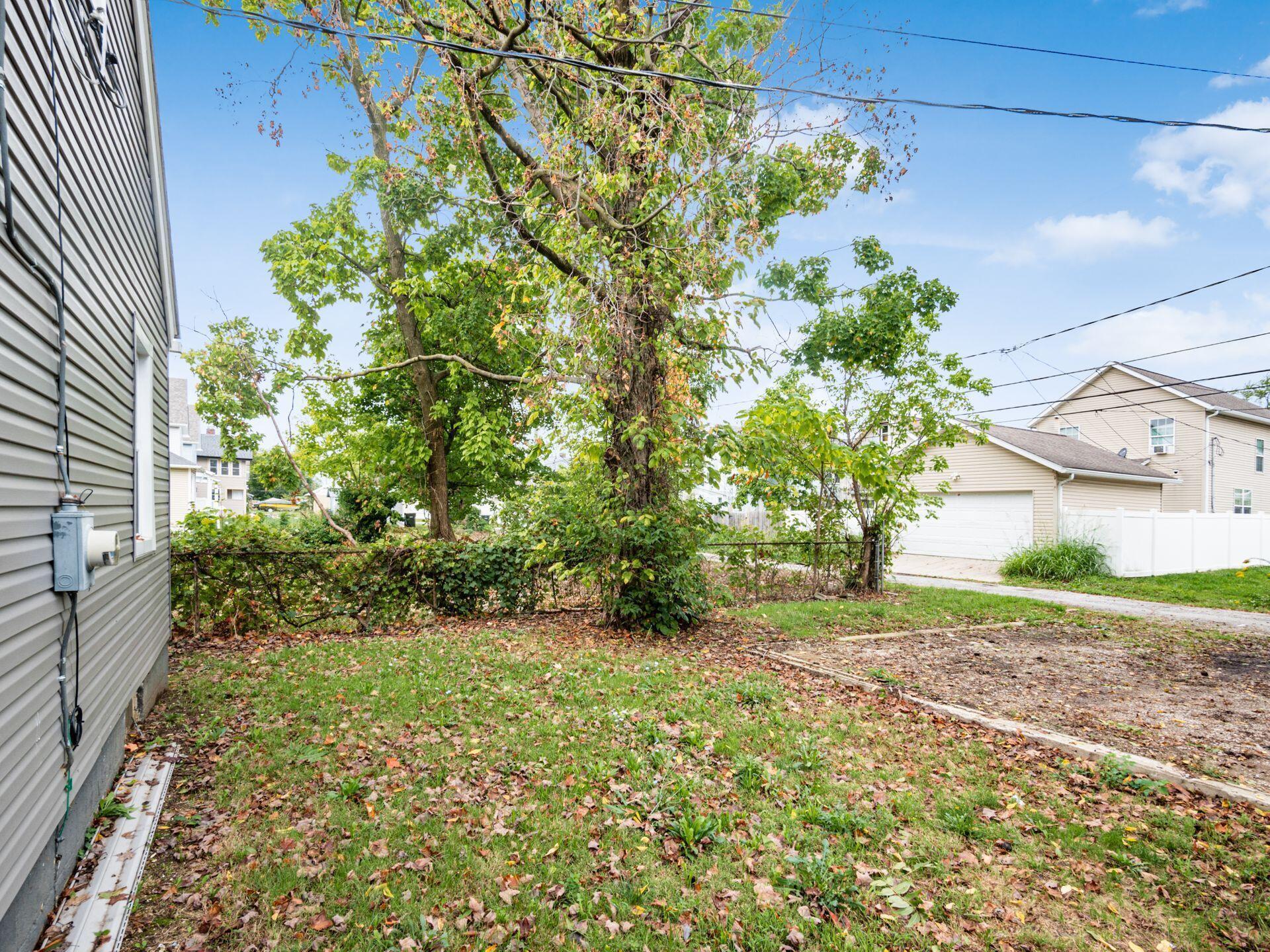 1150 E 20th Avenue Property Photo 6