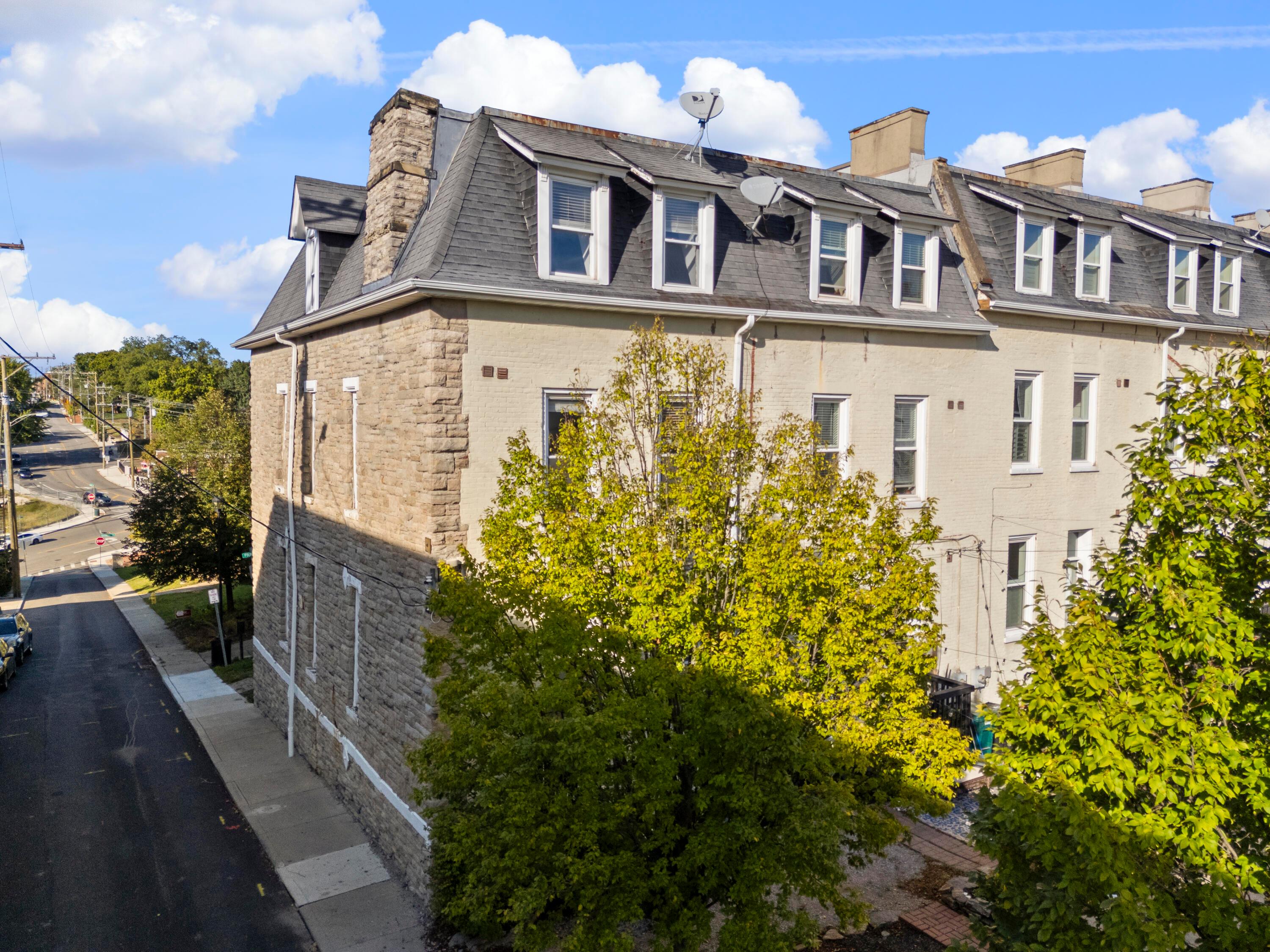 1 Park Place Property Photo 11