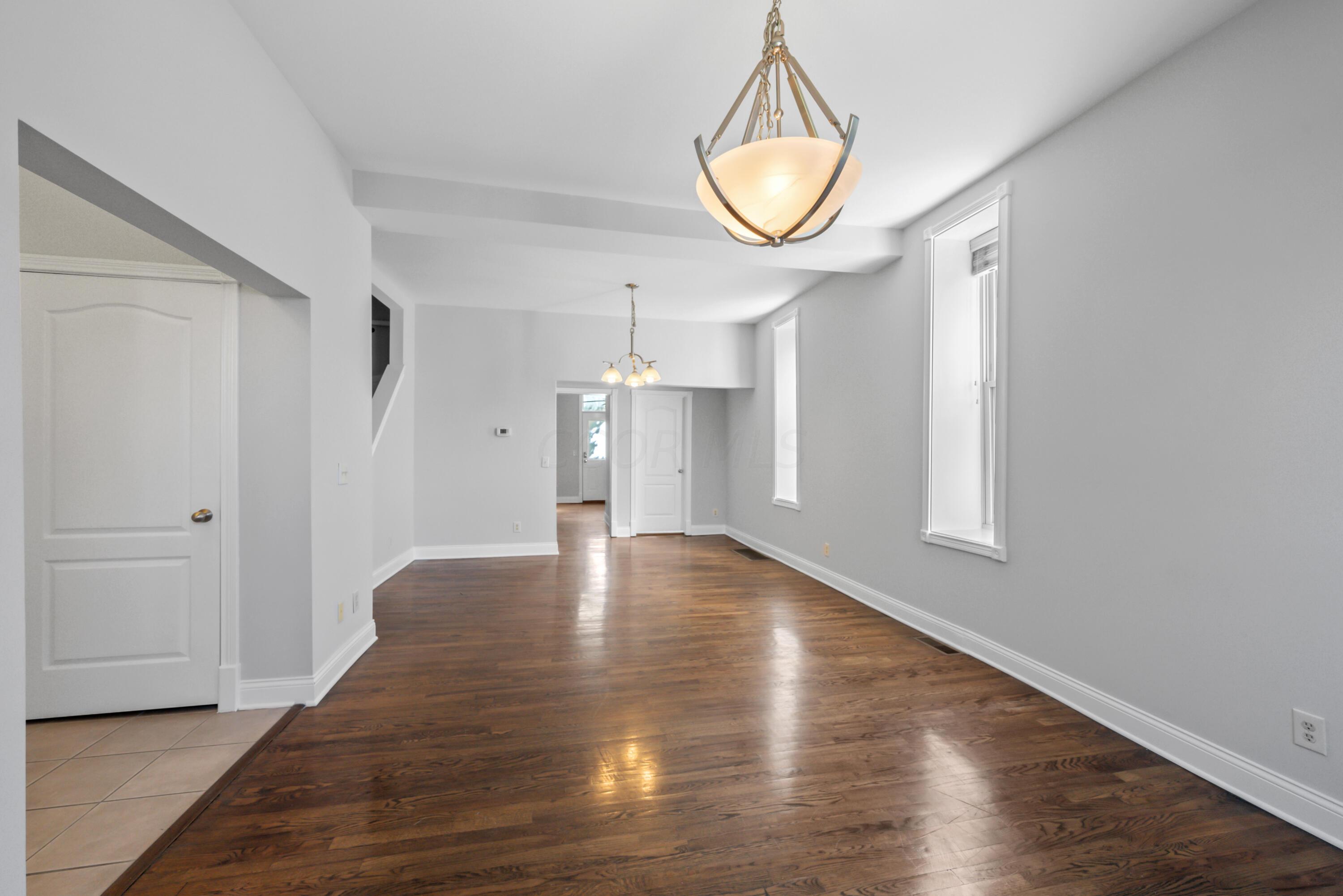 1 Park Place Property Photo 15