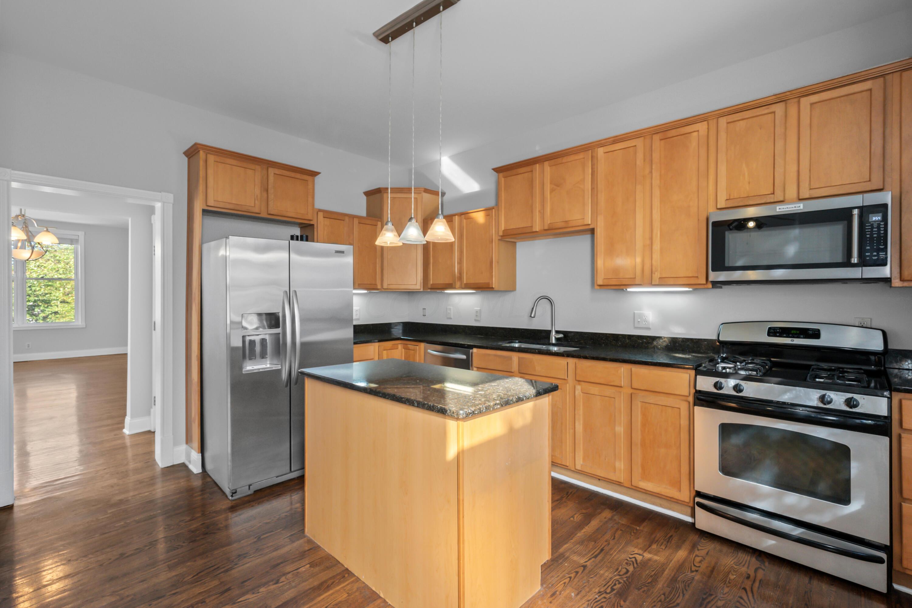 1 Park Place Property Photo 22