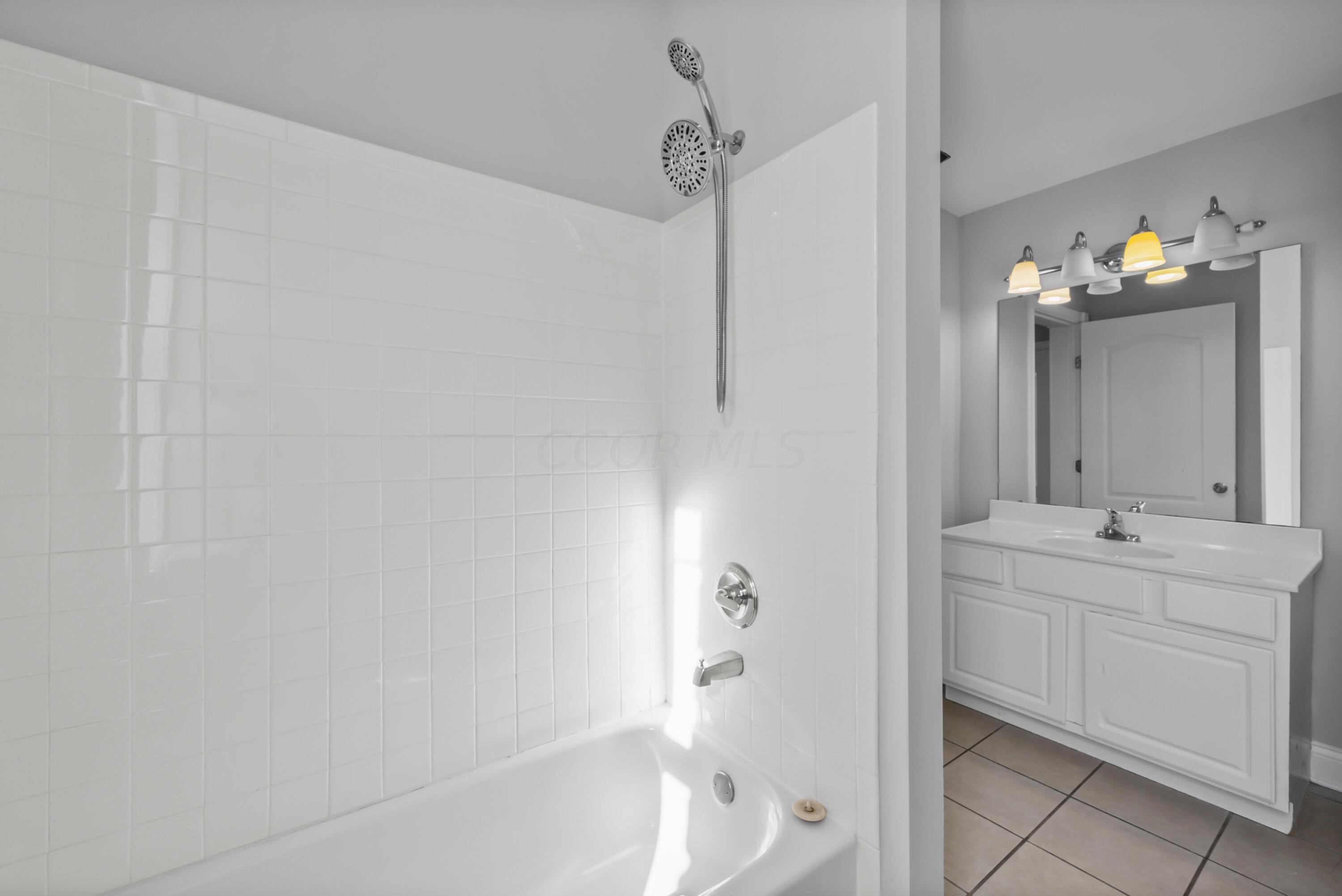1 Park Place Property Photo 39