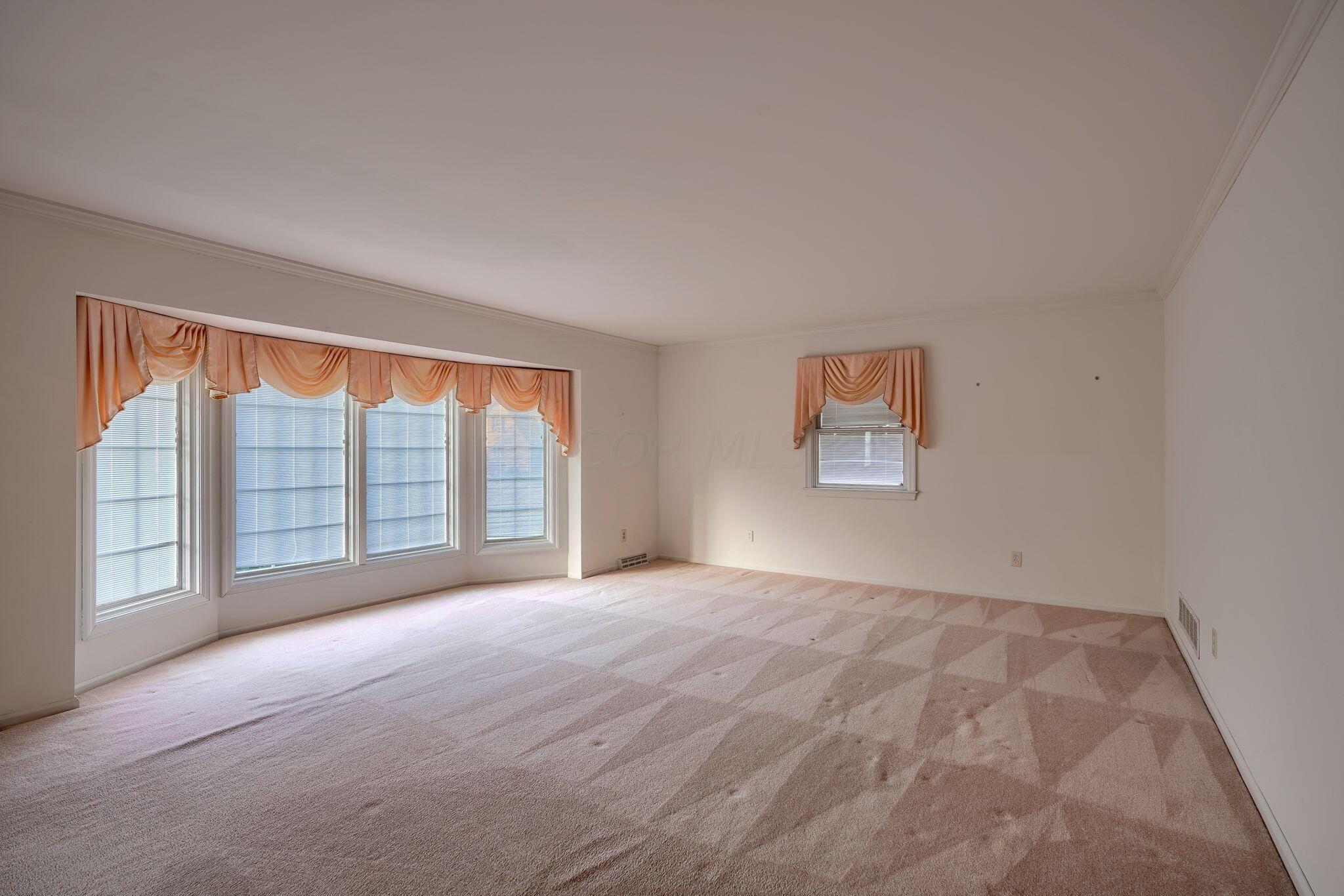 550 Willow Lane Property Photo 10