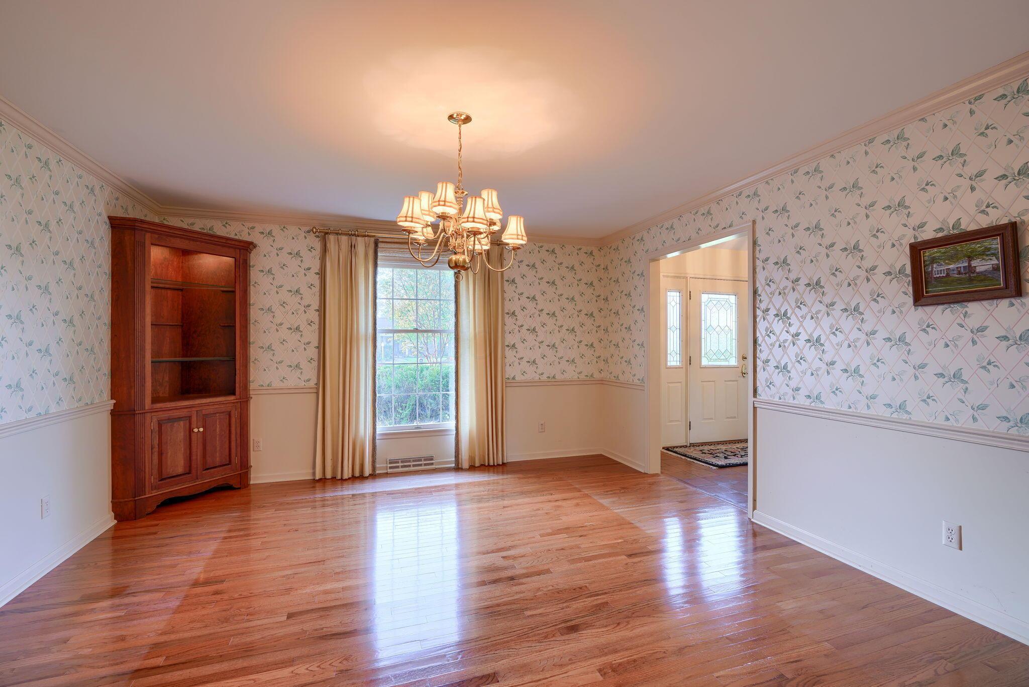 550 Willow Lane Property Photo 17