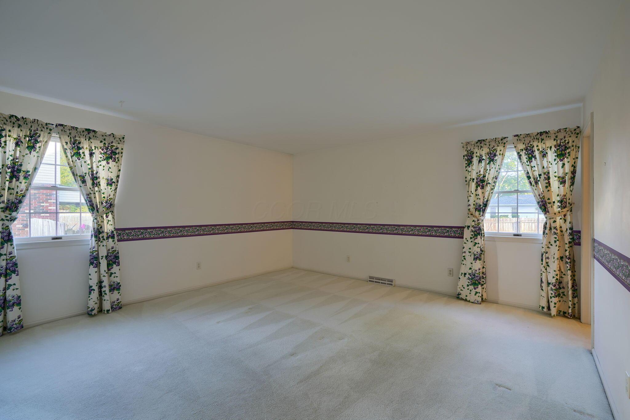 550 Willow Lane Property Photo 33