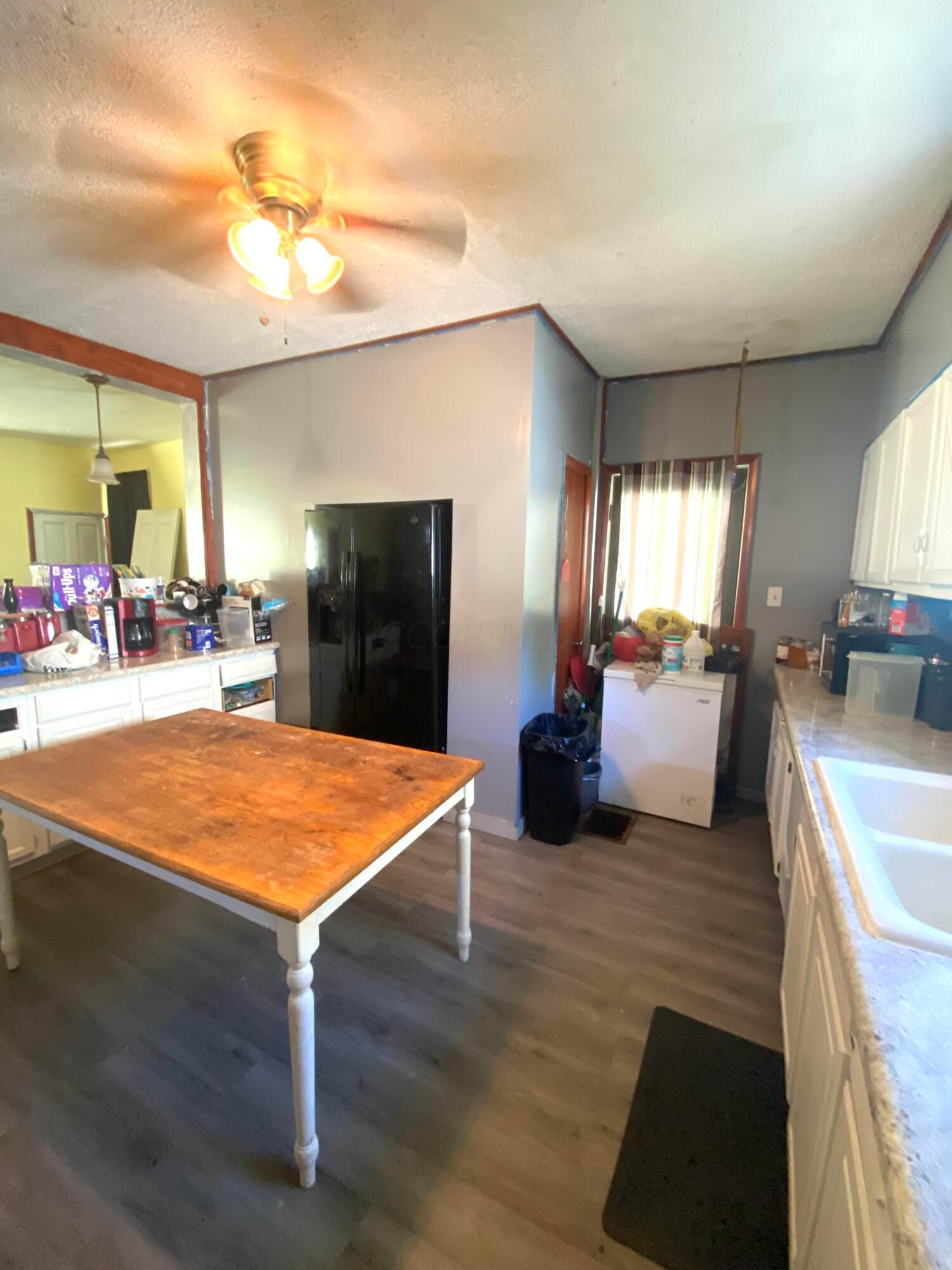 339 E Main Street Property Photo 5