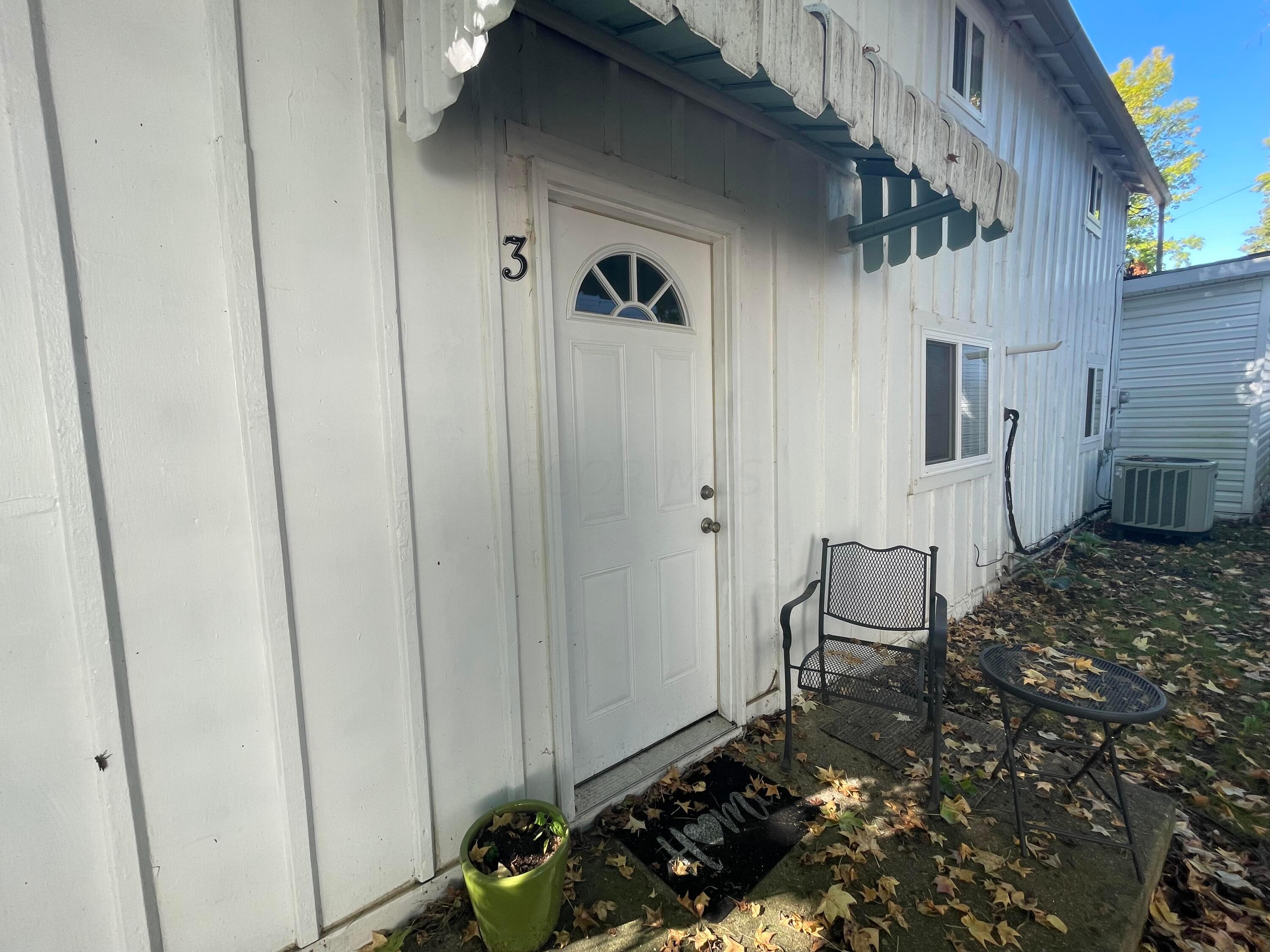 3 1st Street Property Photo 4