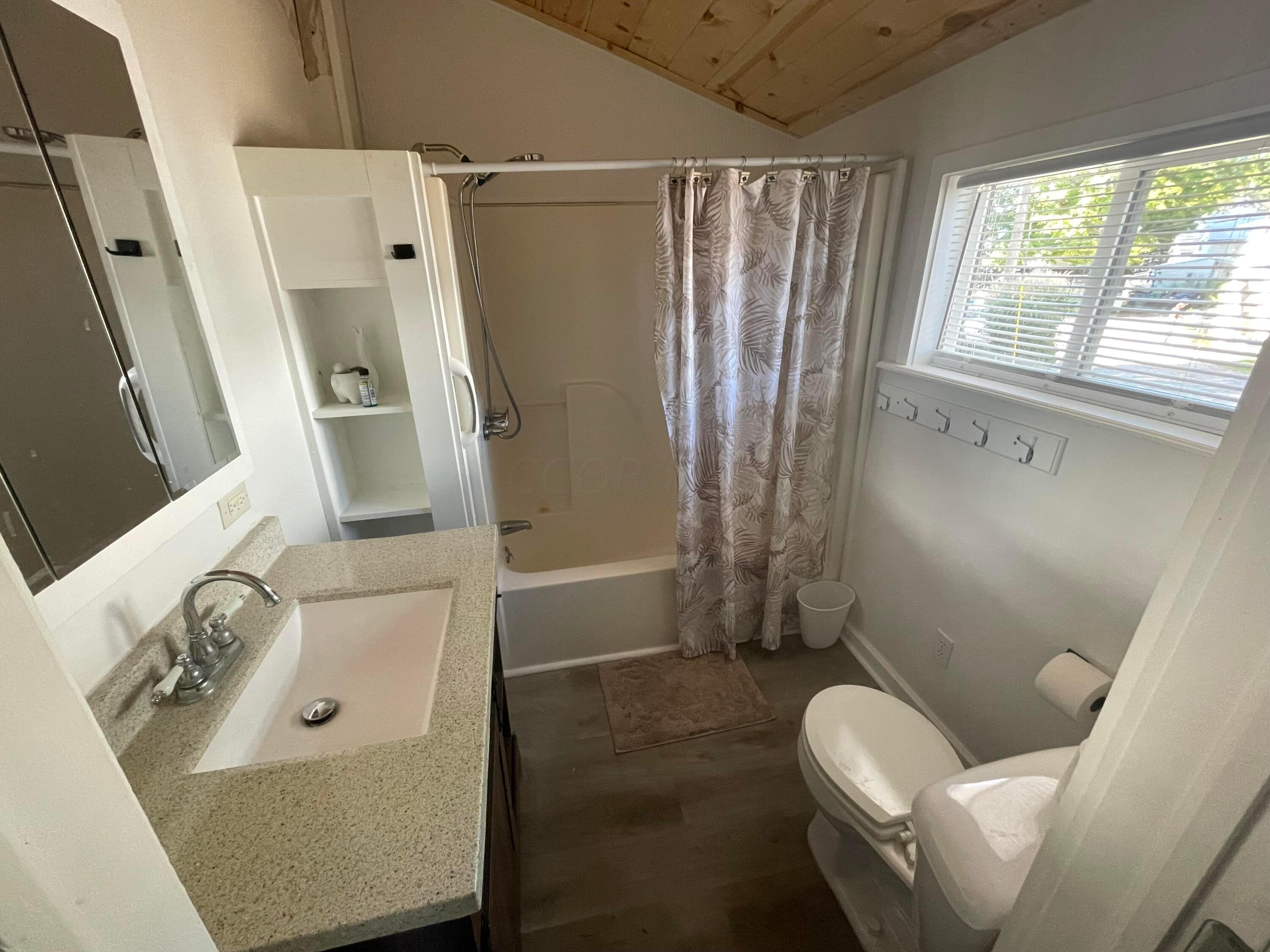 3 1st Street Property Photo 10