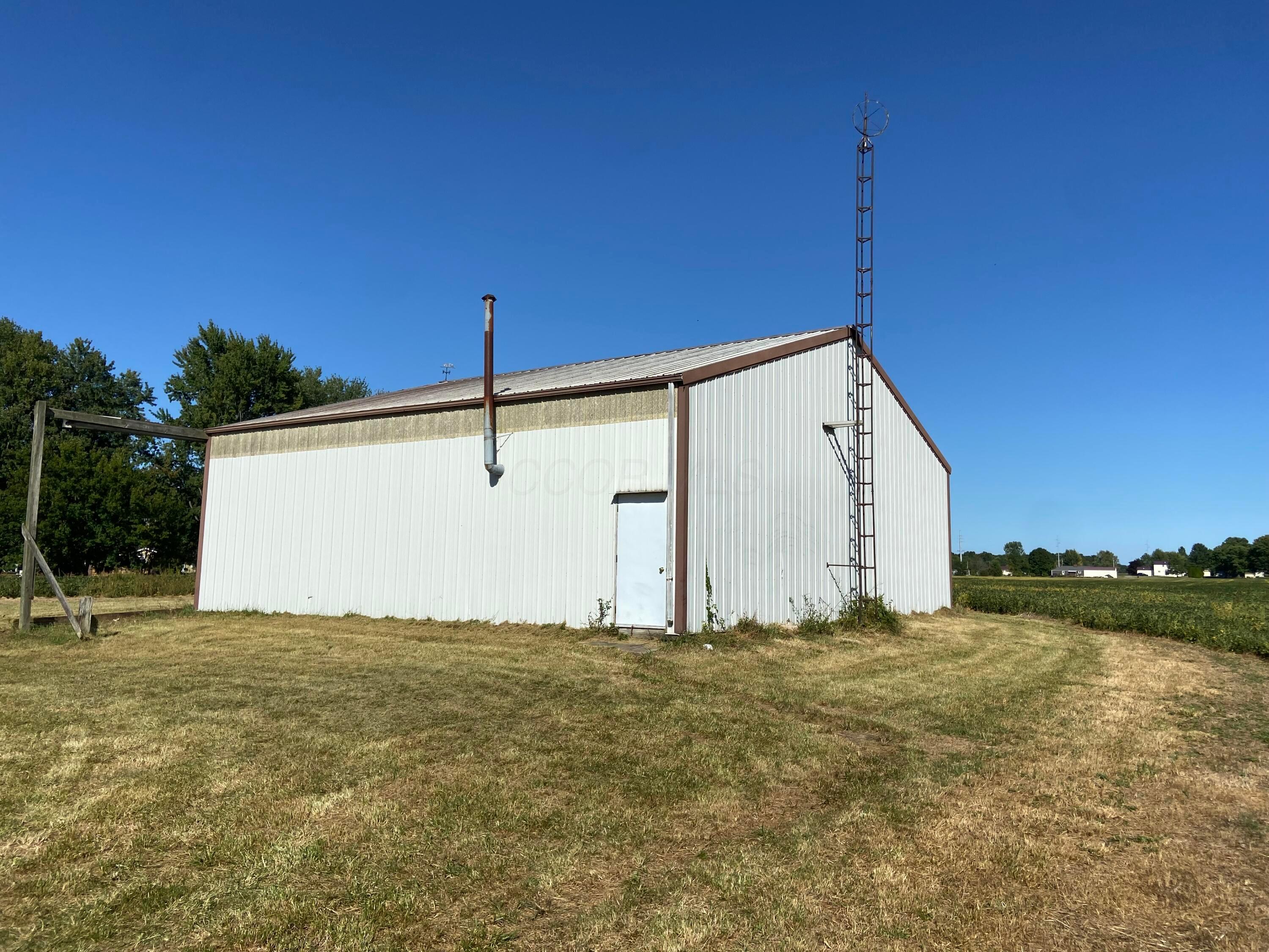 1001 Iberia Road Property Photo 10