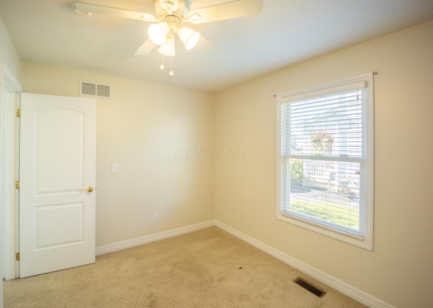 1685 Impatiens Way Property Photo 30