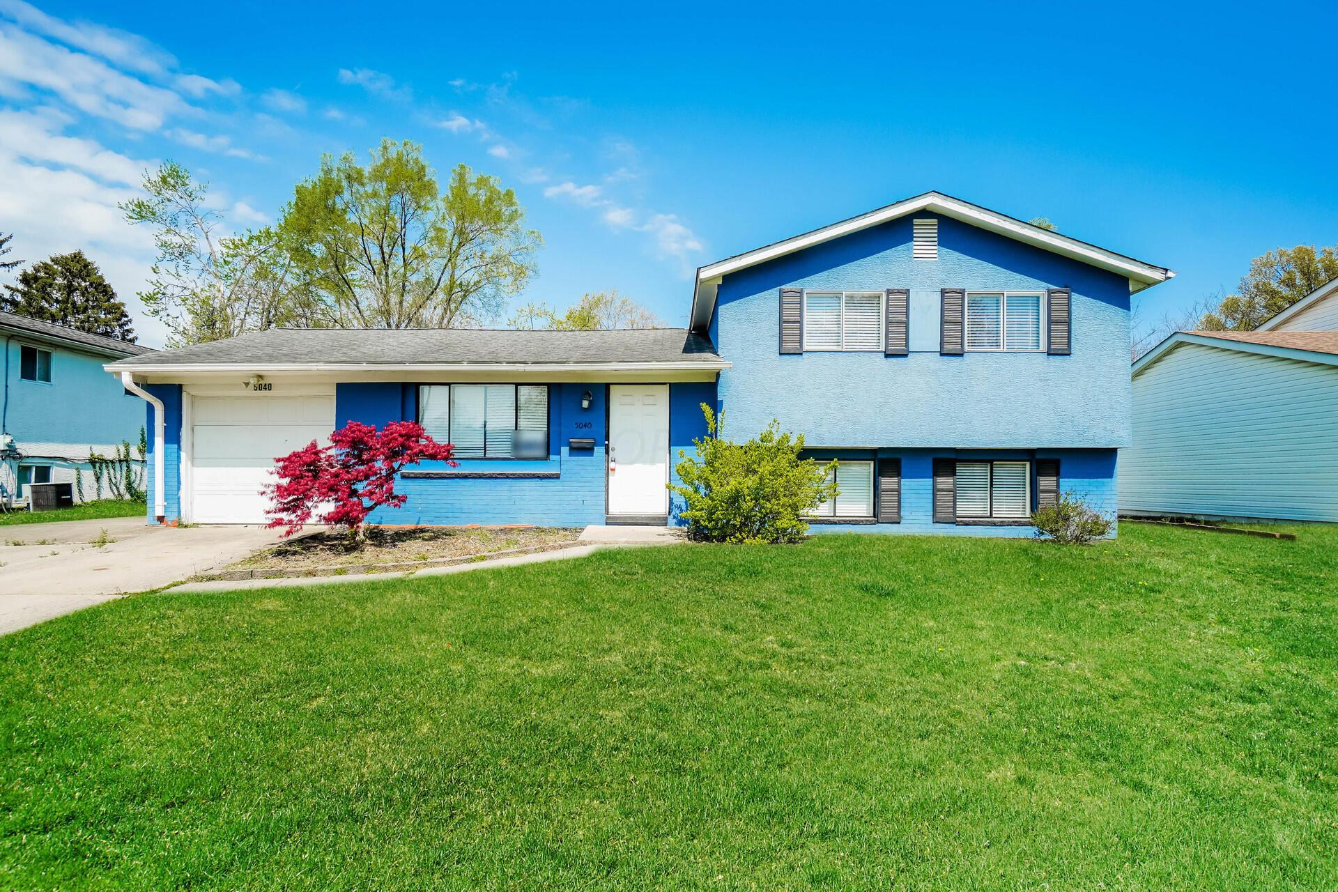 Picture of 5040 Labelle Drive