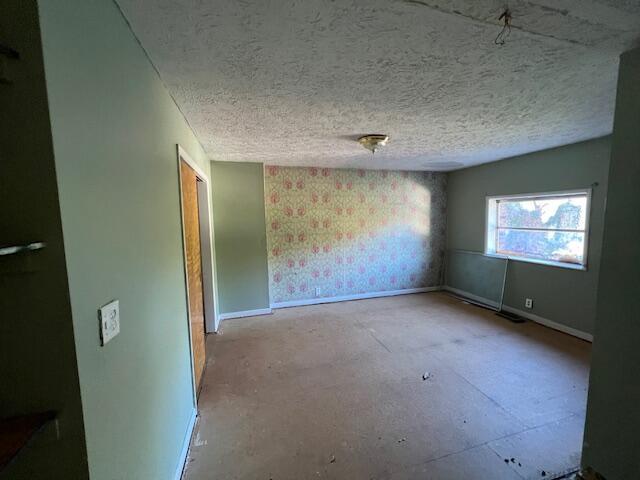 33 Sycamore Street Property Photo 7