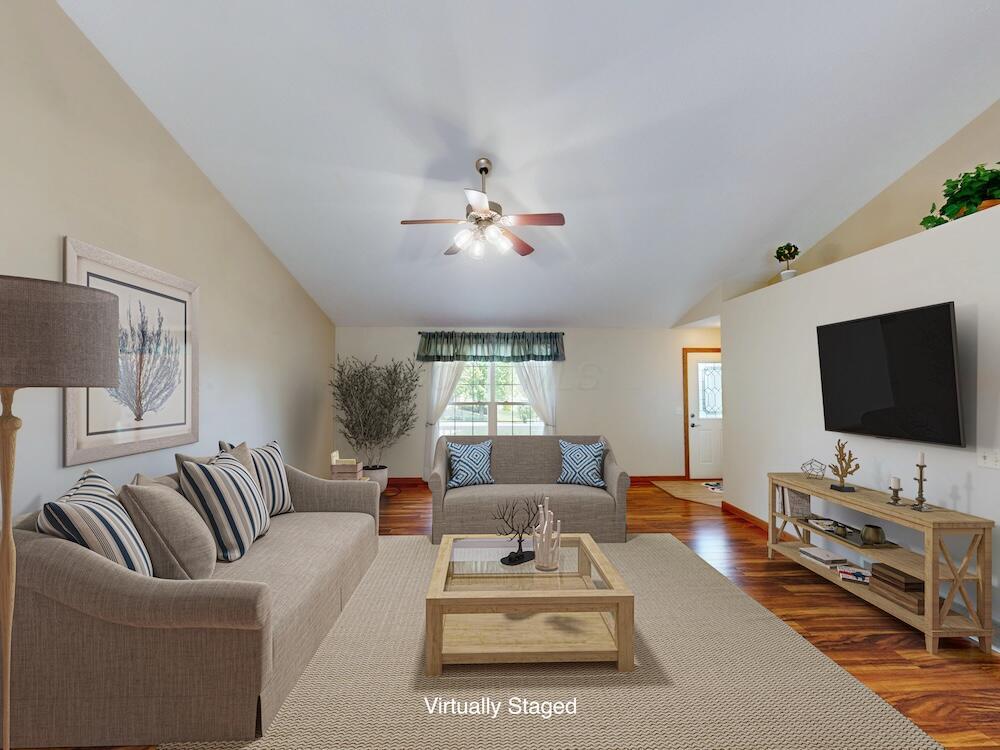 891 Fairway Drive Property Photo 3