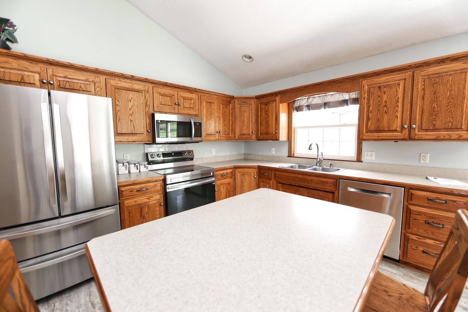 891 Fairway Drive Property Photo 16