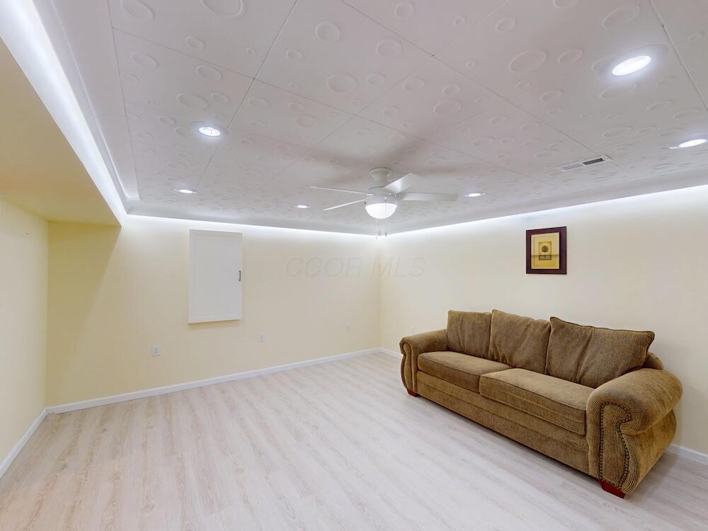 891 Fairway Drive Property Photo 35