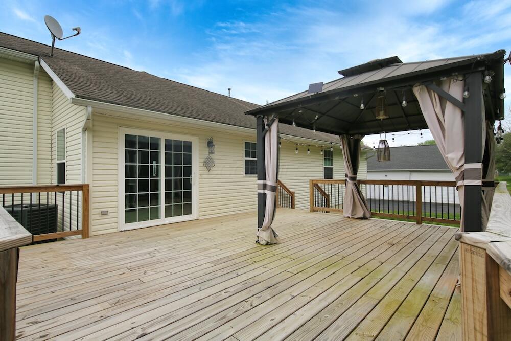 891 Fairway Drive Property Photo 41