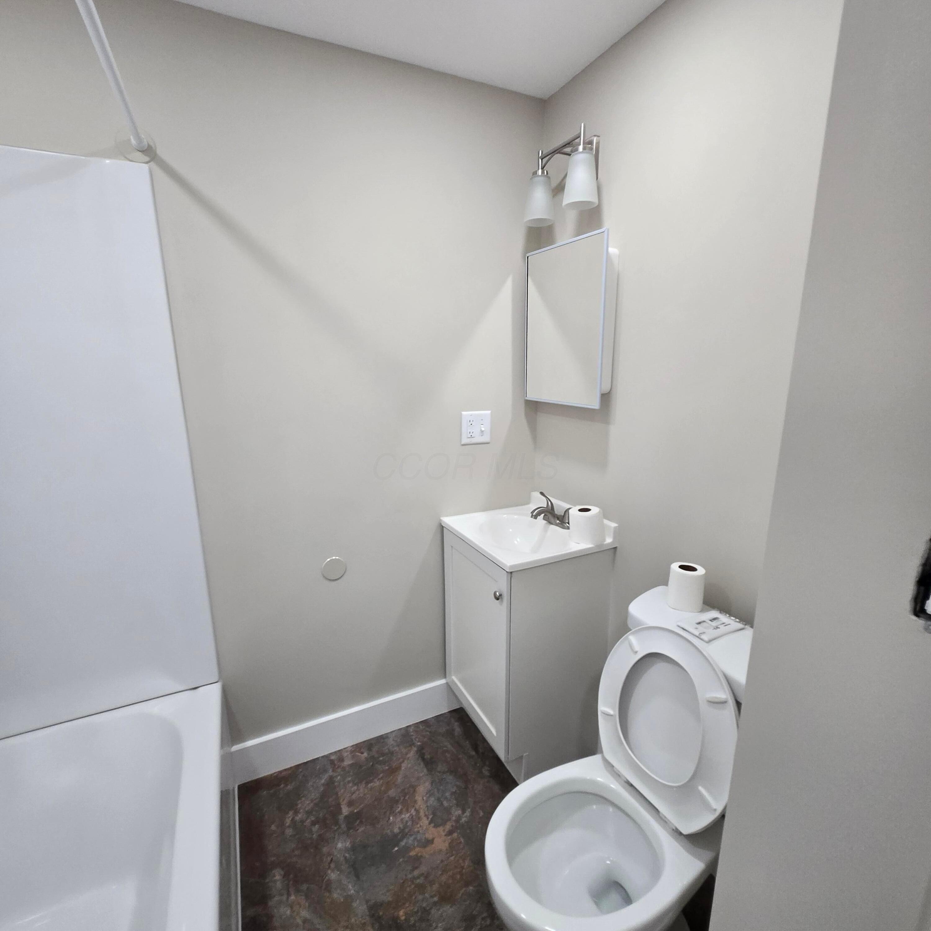 1214 W Mulberry Street Property Photo 9