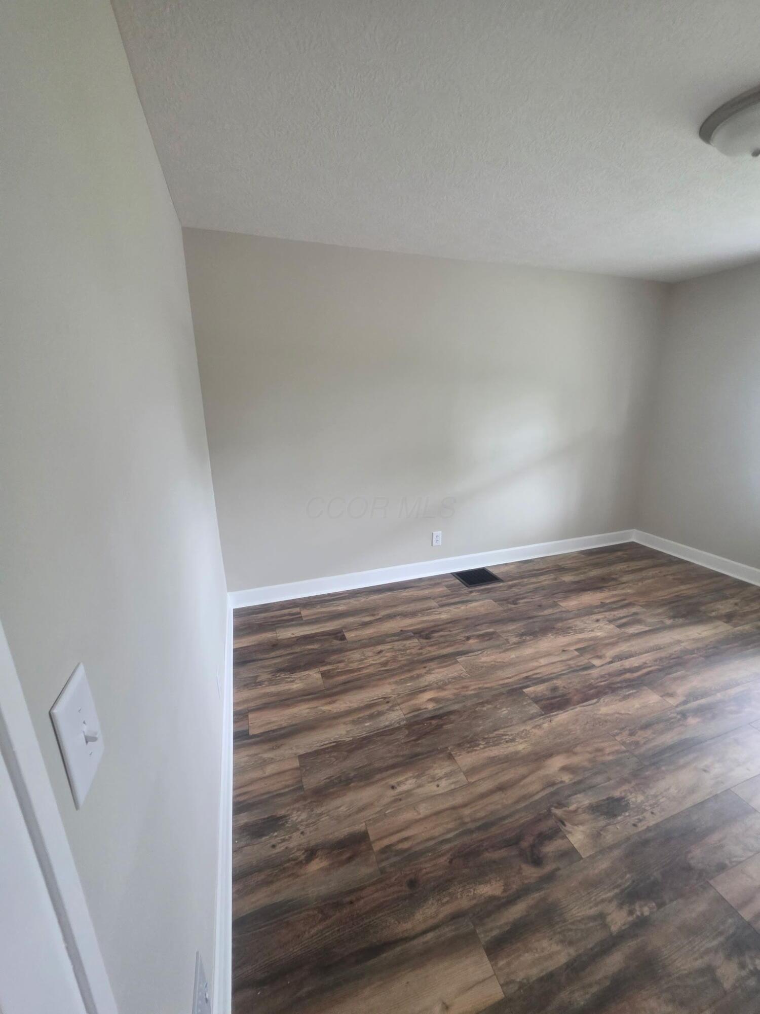 1214 W Mulberry Street Property Photo 24