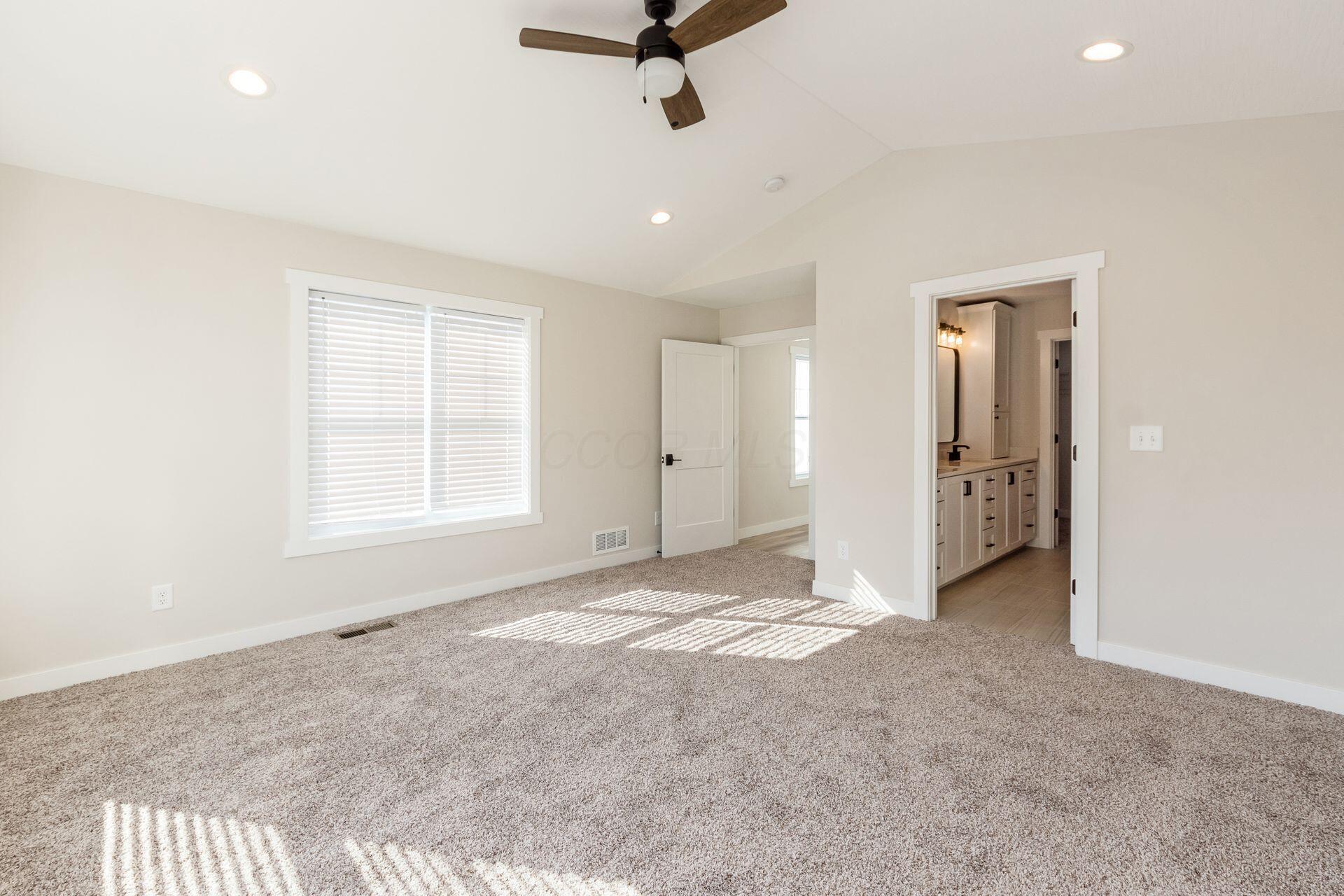 810 Oakwood Avenue Property Photo 28