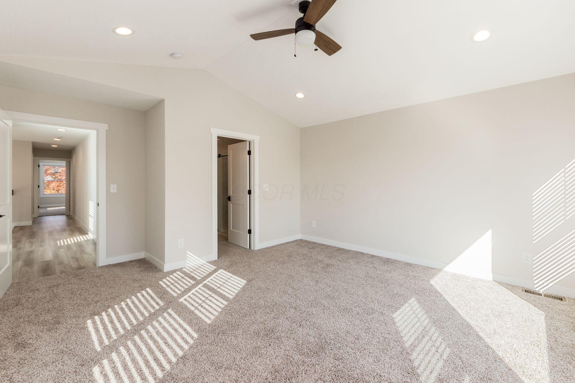 810 Oakwood Avenue Property Photo 29