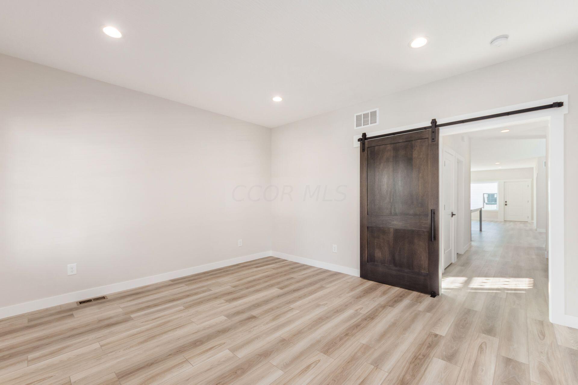 810 Oakwood Avenue Property Photo 39