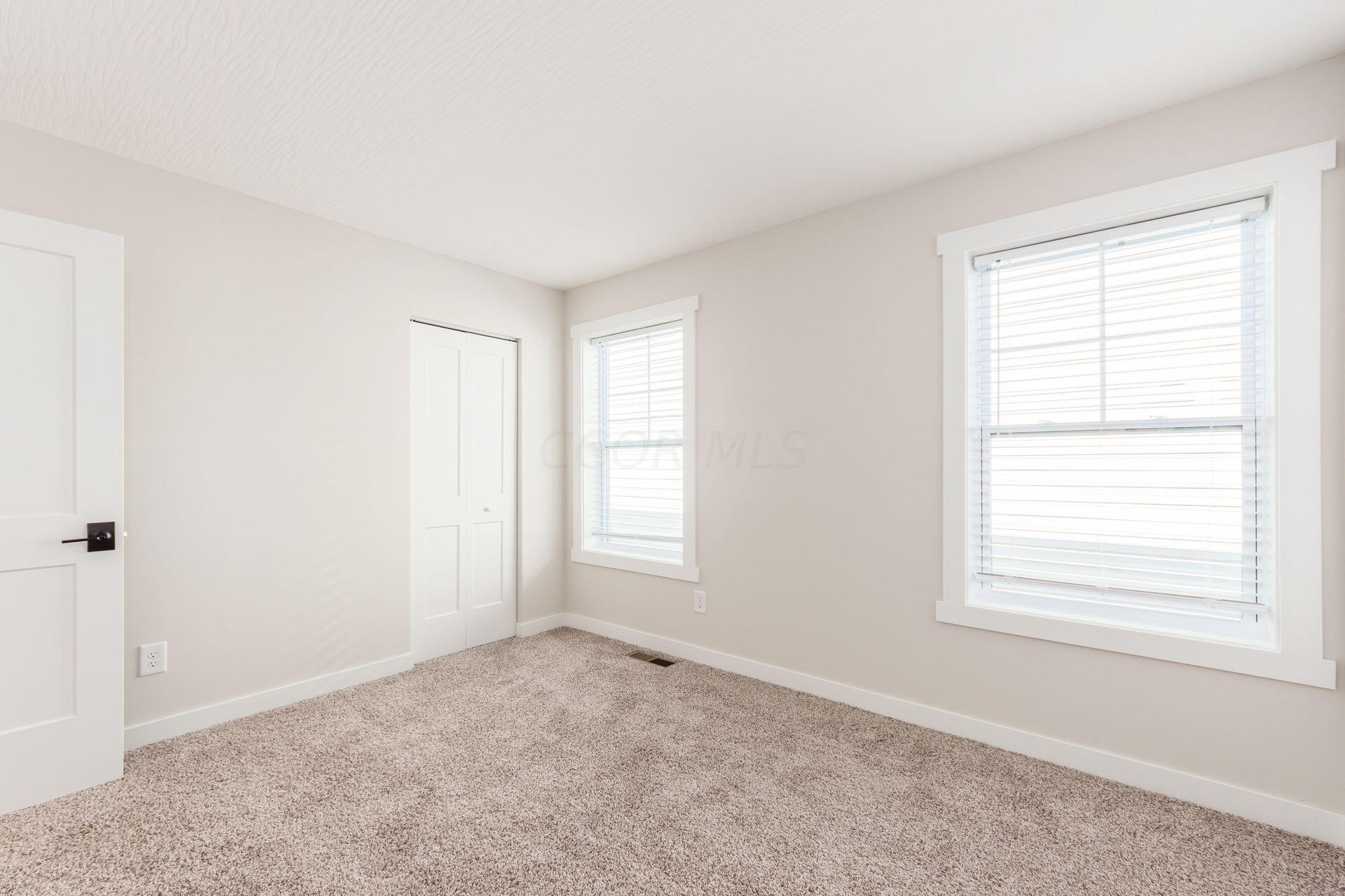 810 Oakwood Avenue Property Photo 47