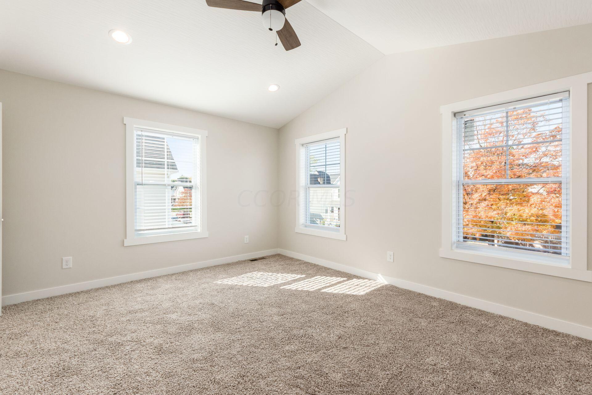 810 Oakwood Avenue Property Photo 49