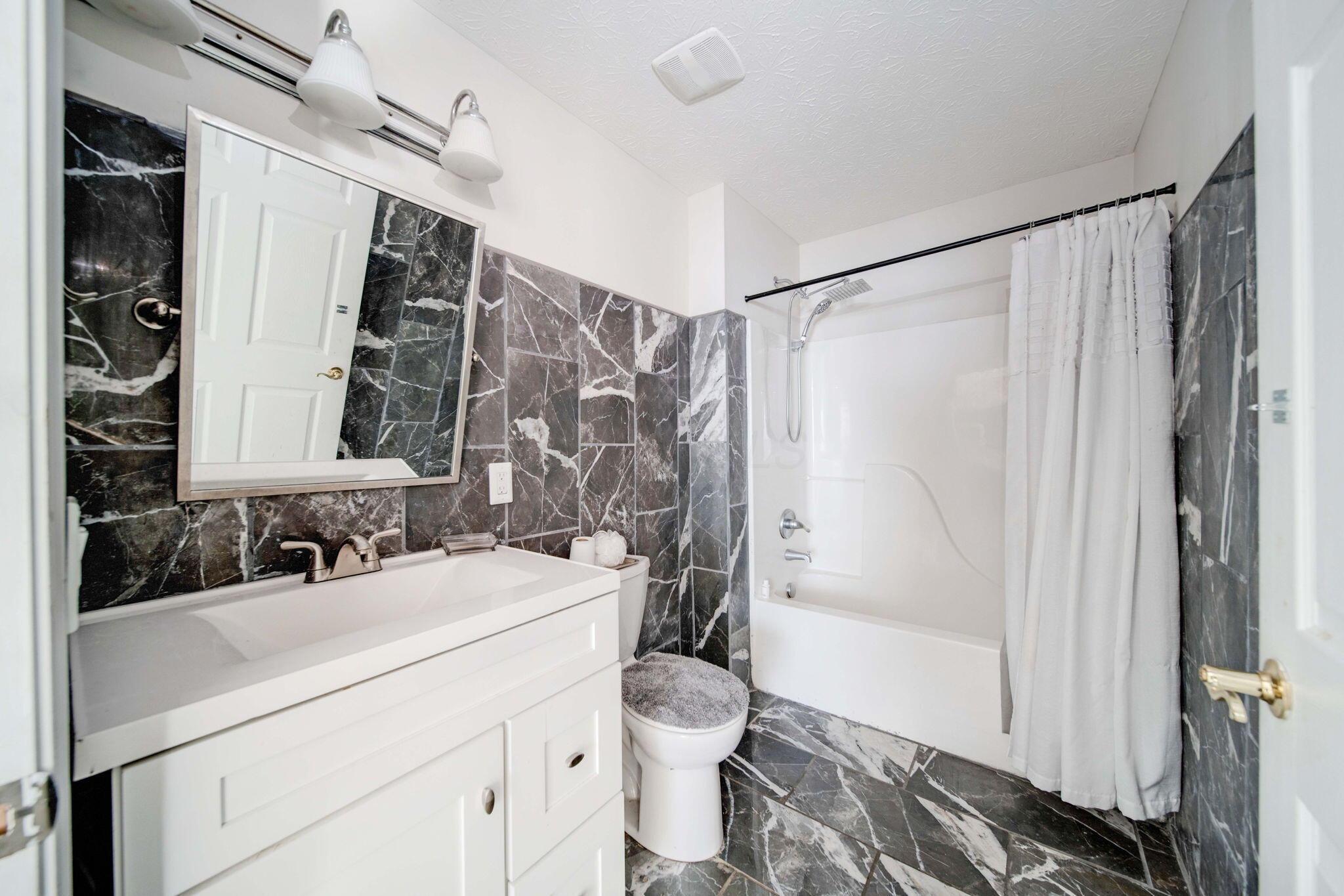 1109 Fairwood Avenue Property Photo 14