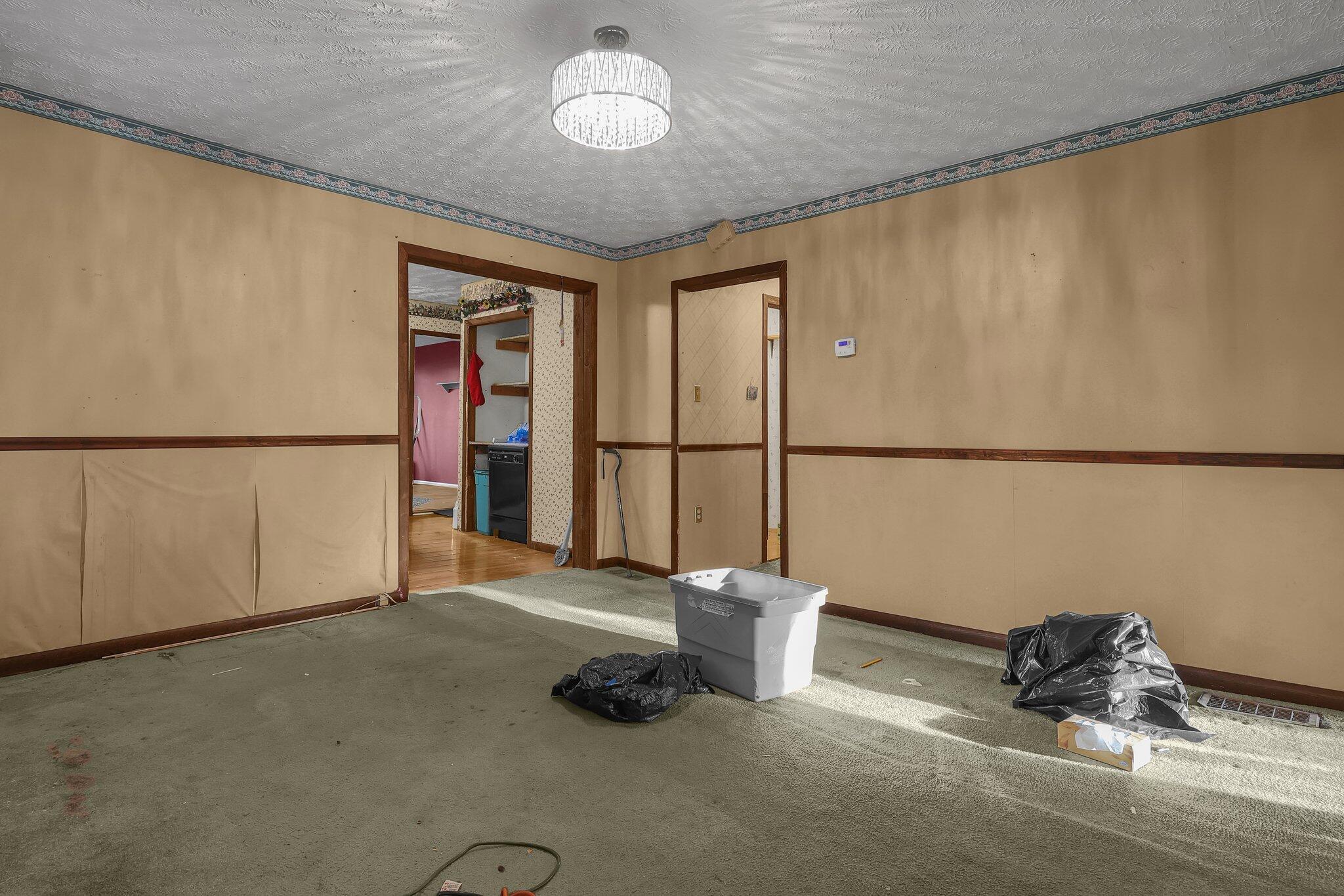 244 Locust Street Property Photo 4