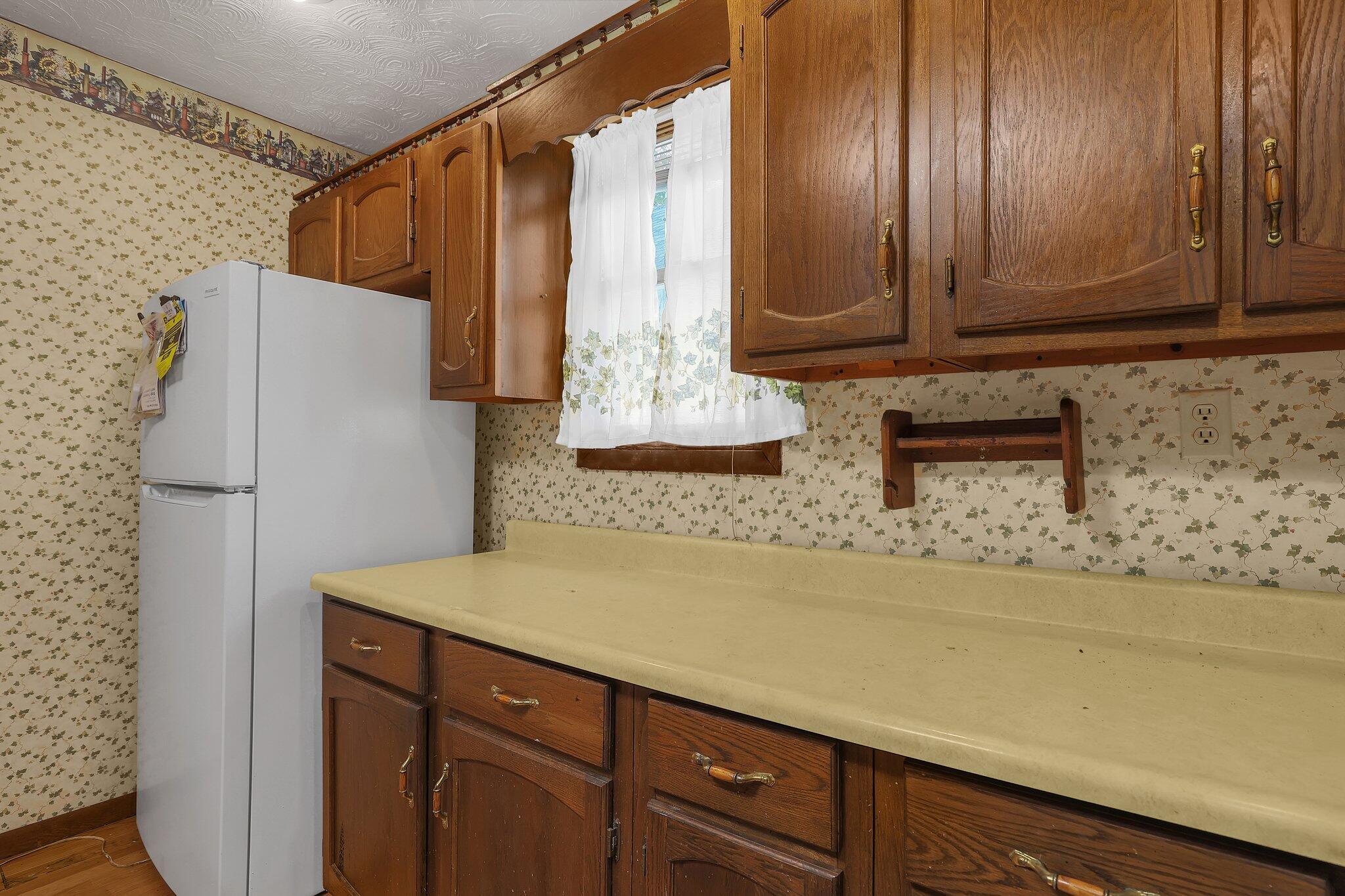 244 Locust Street Property Photo 10