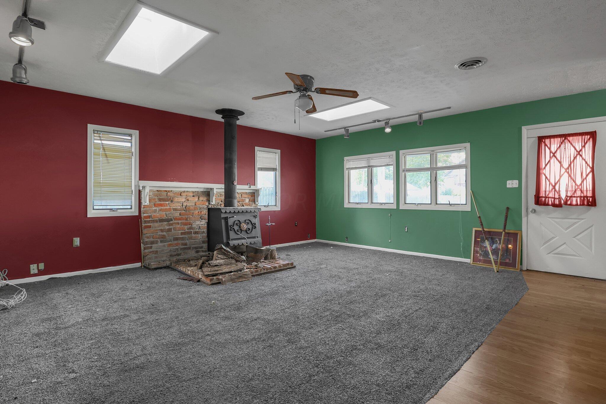 244 Locust Street Property Photo 12