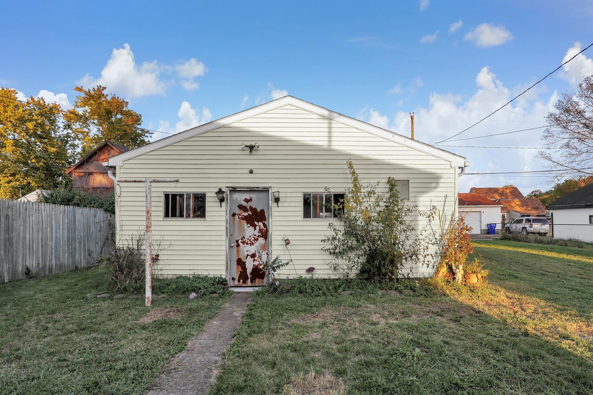 244 Locust Street Property Photo 28