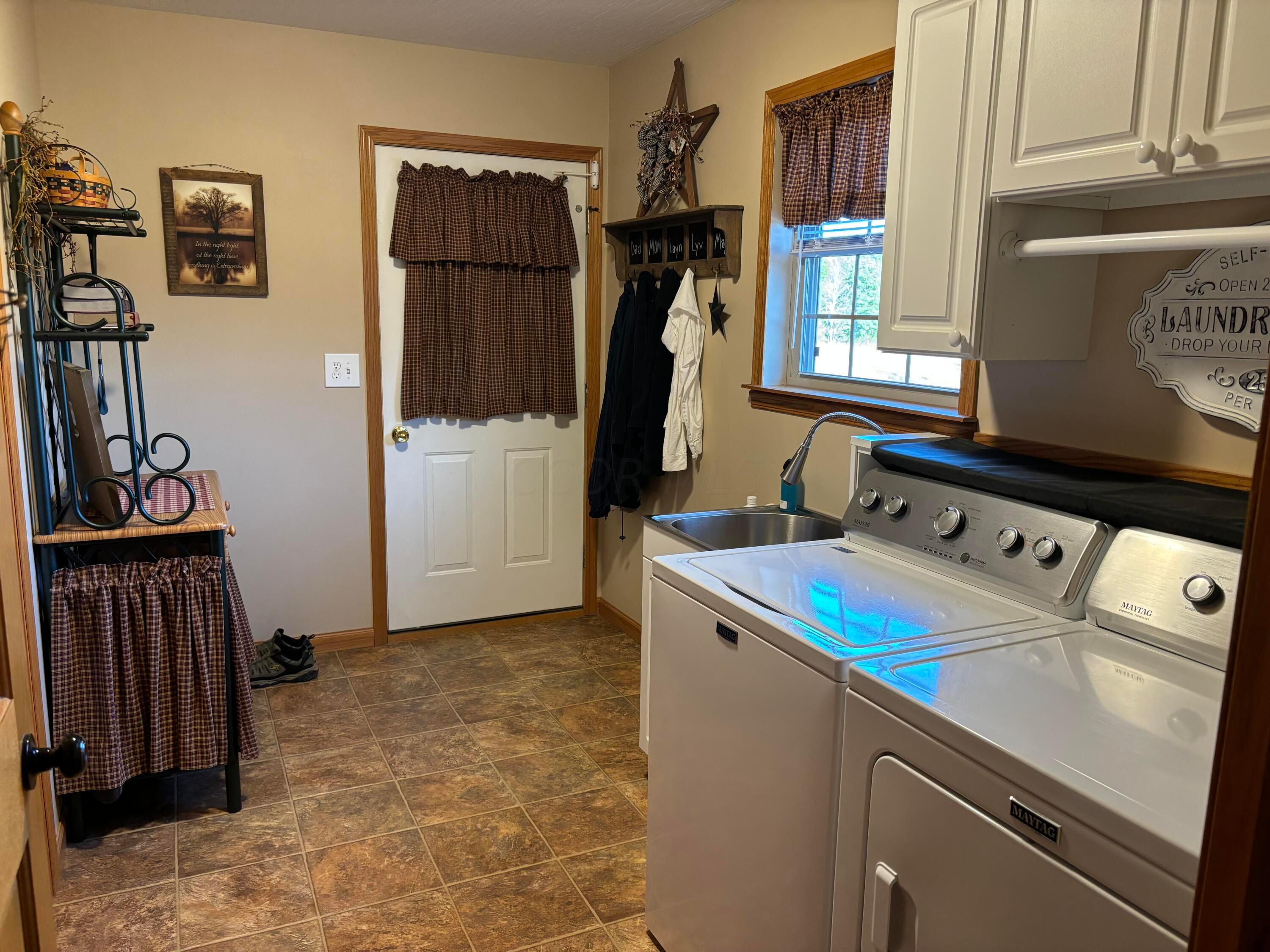 1665 Township Road 312 Se Property Photo 26