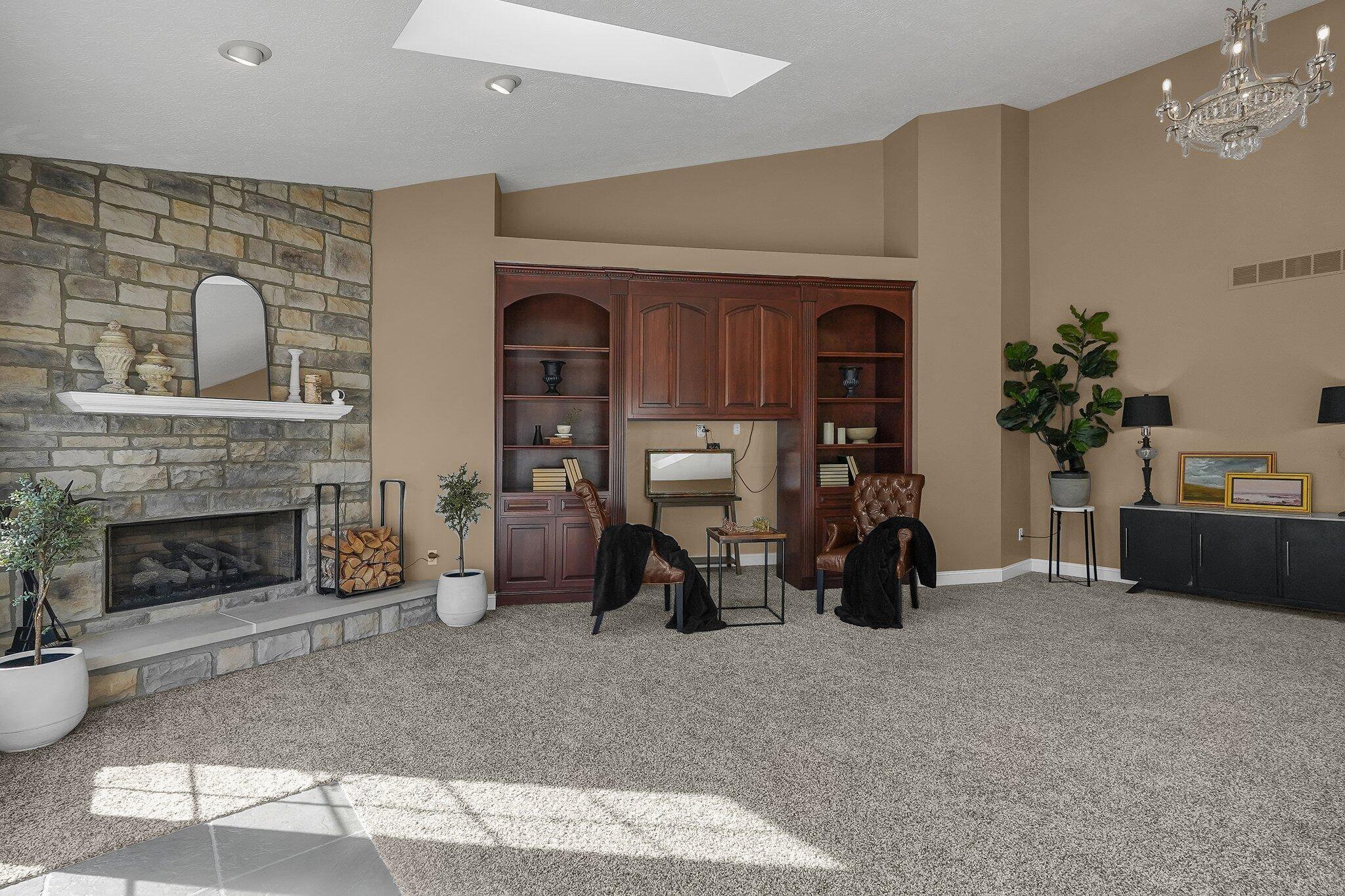 16343 Hunters Run Property Photo 12