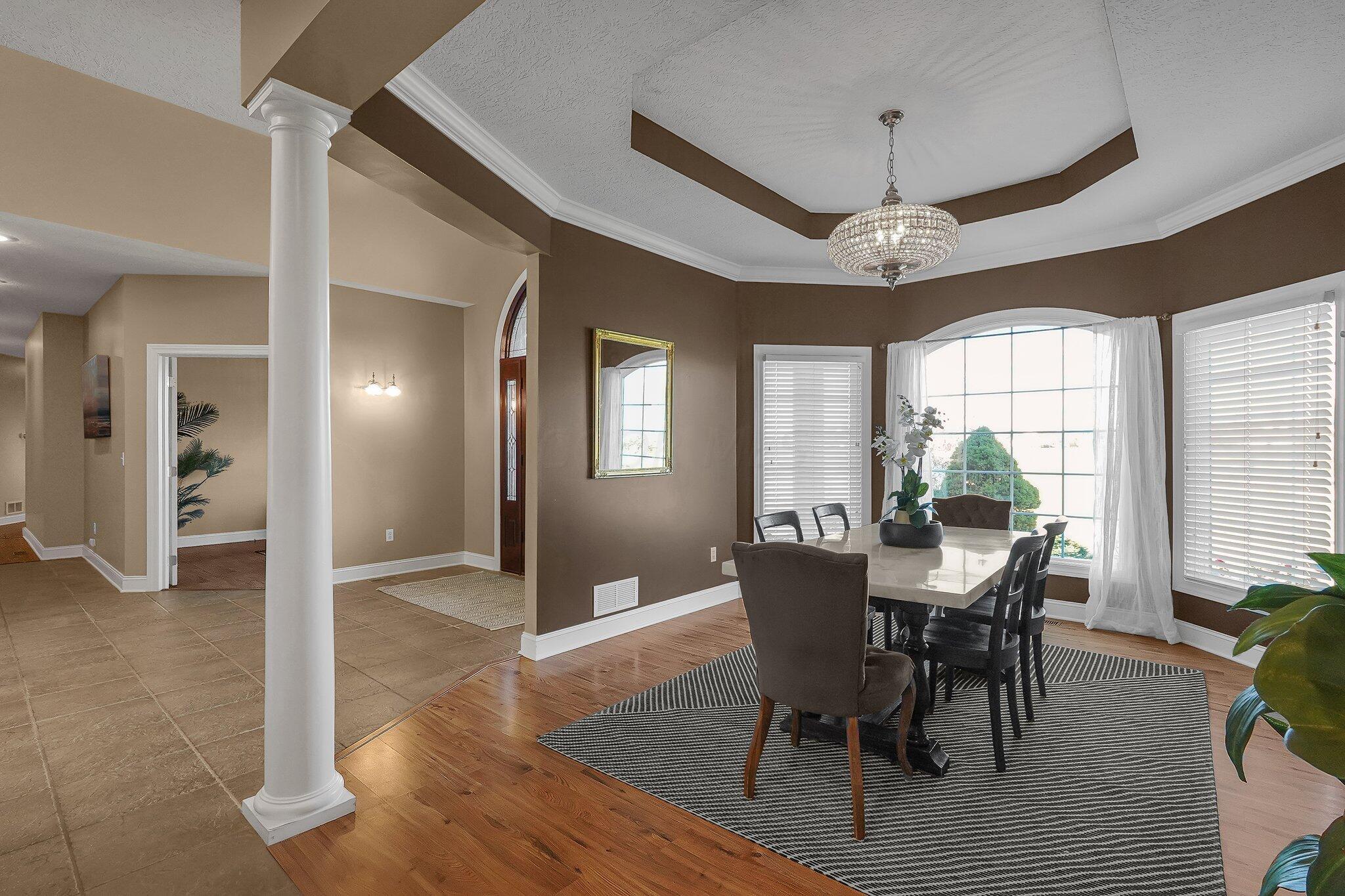 16343 Hunters Run Property Photo 17