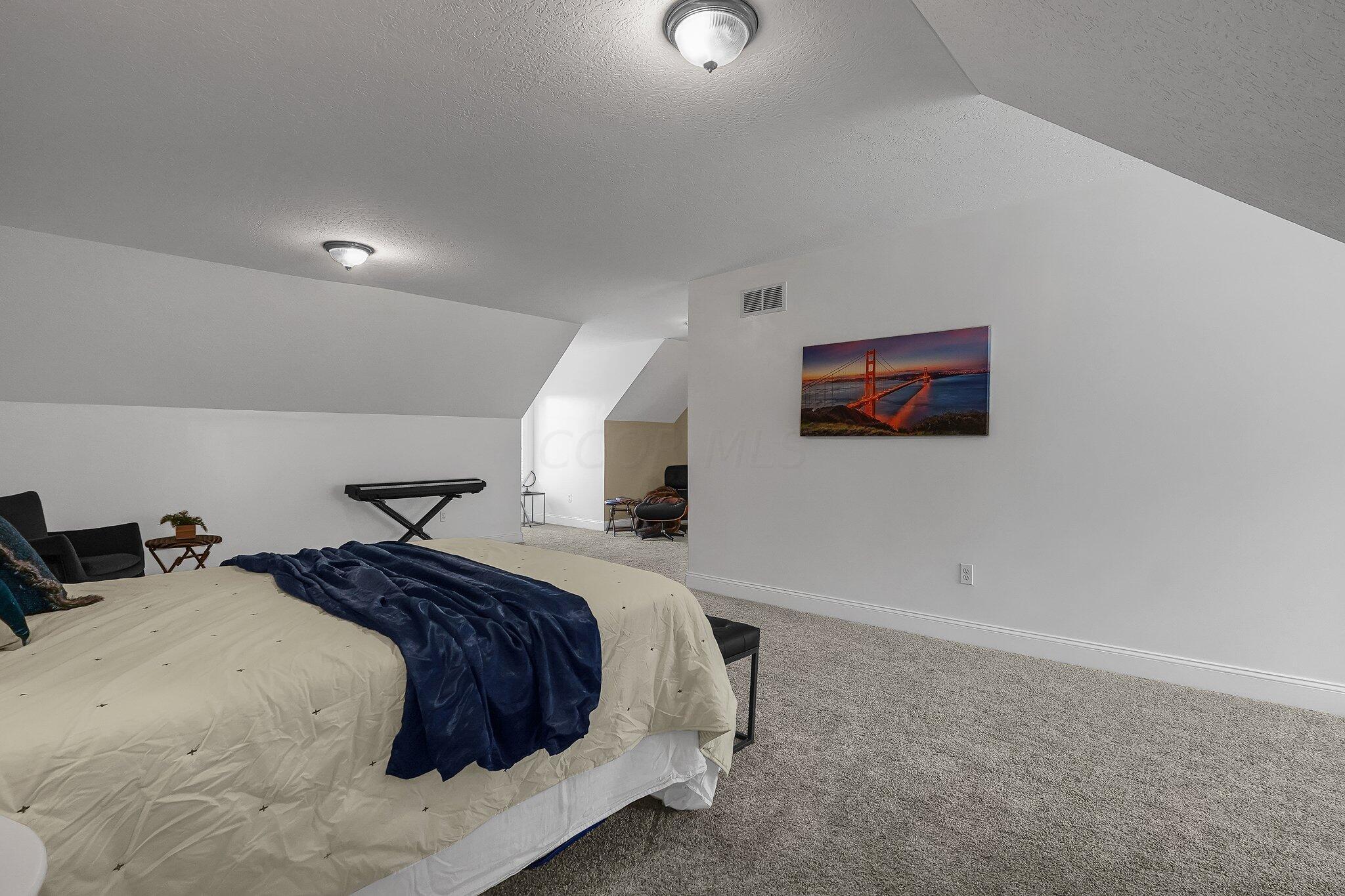 16343 Hunters Run Property Photo 34