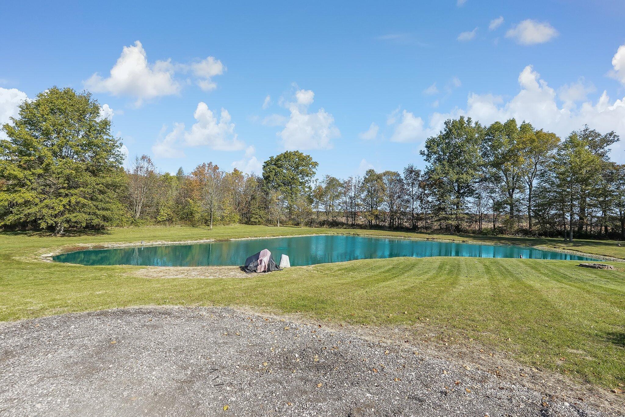 16343 Hunters Run Property Photo 40