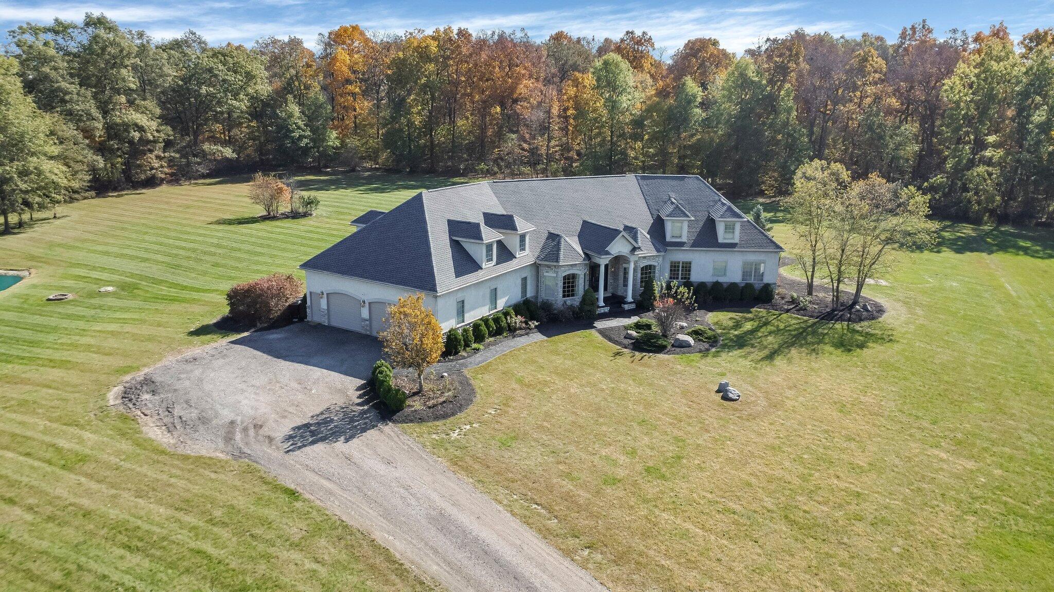 16343 Hunters Run Property Photo 51