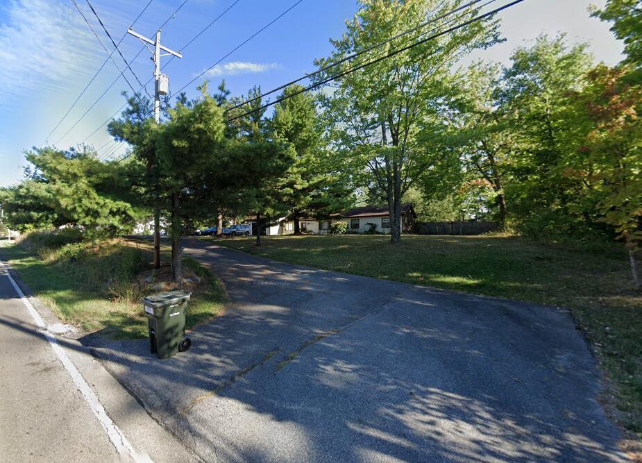 5555 Broadview Road Property Photo 4